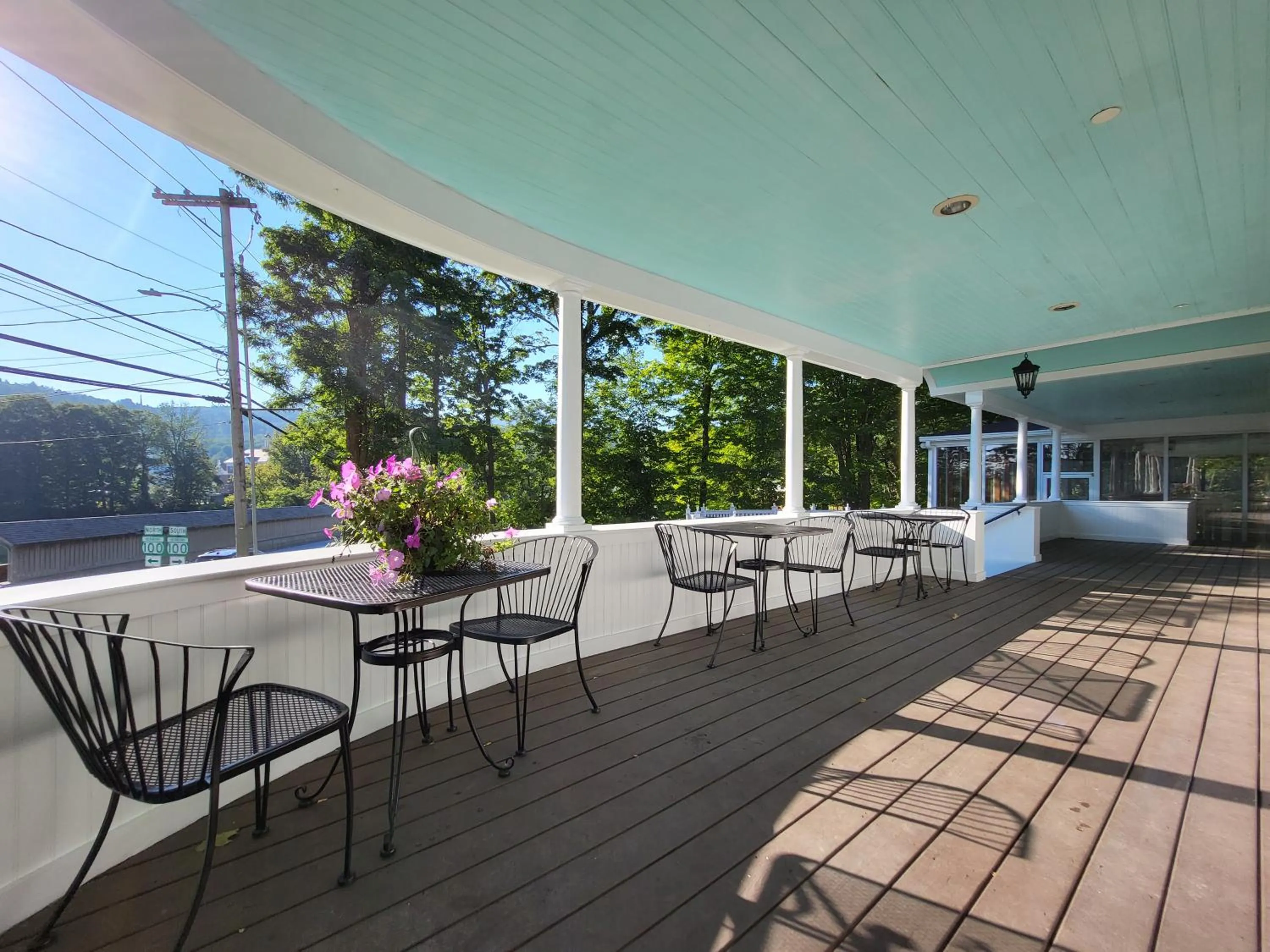 Restaurant/places to eat in The Stowe Village Inn