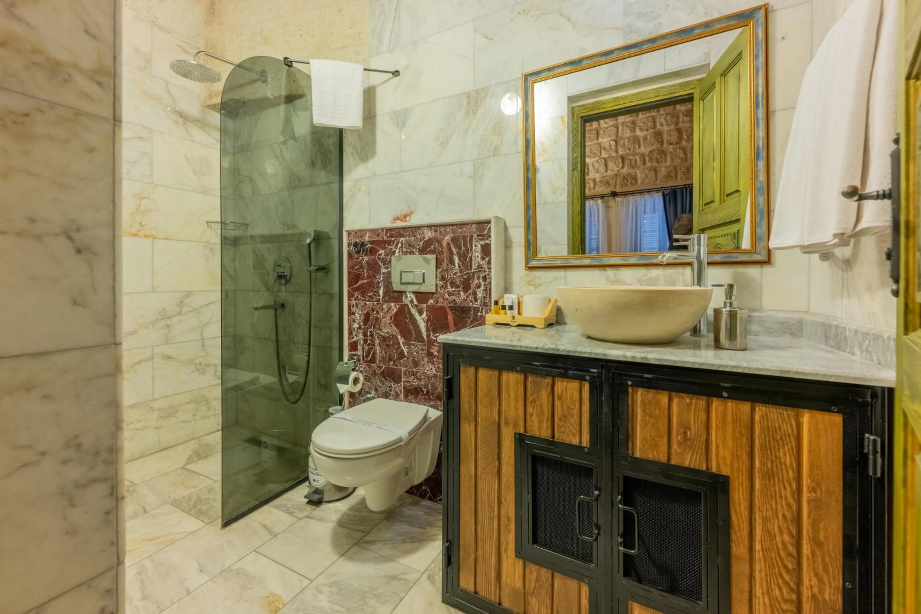 Shower in Janus Cappadocia