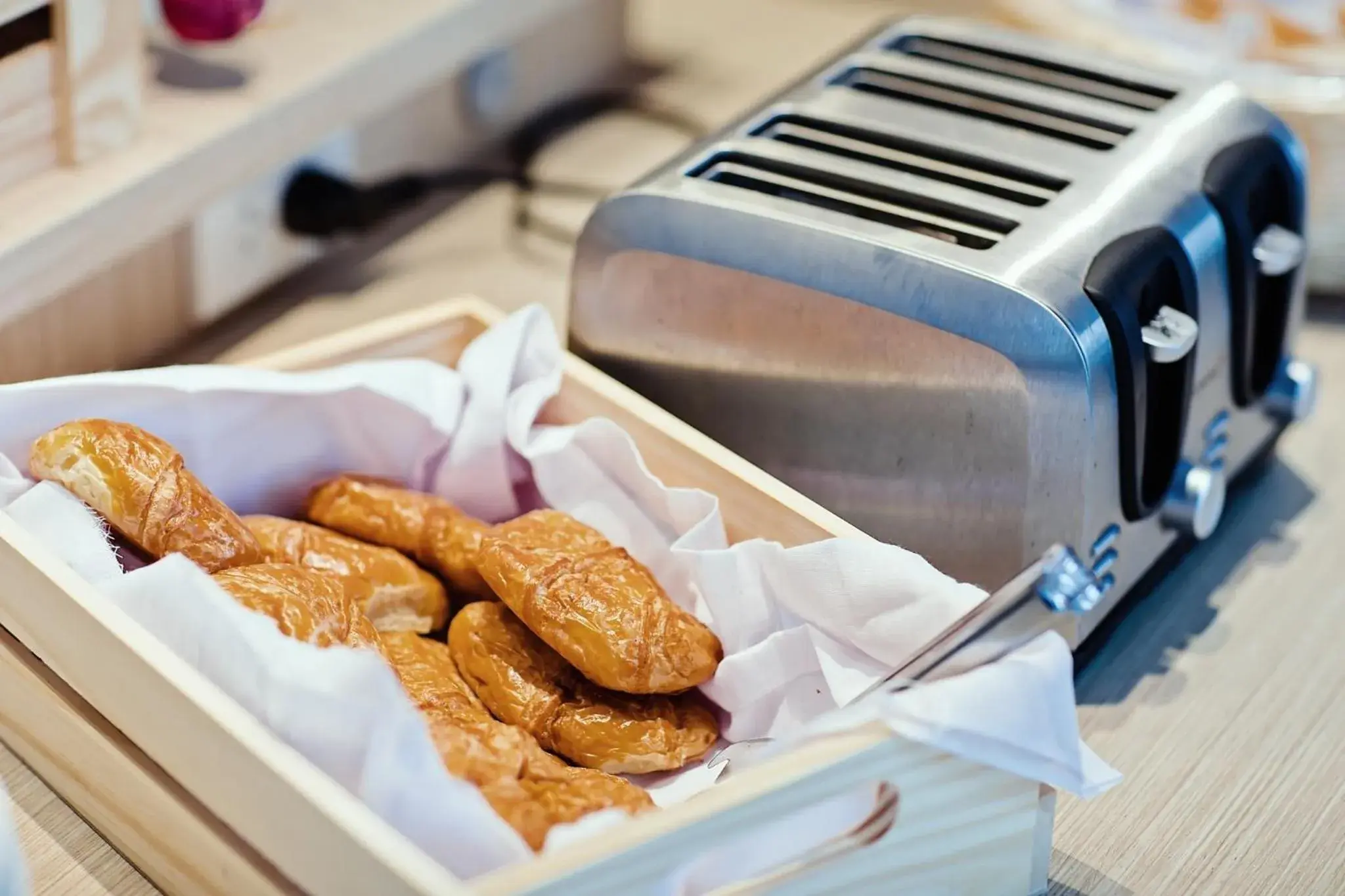 Restaurant/places to eat in Three Sukhumvit Hotel - SHA Plus Certified Restaurant/places to eat in Three Sukhumvit Hotel - SHA Plus Certified