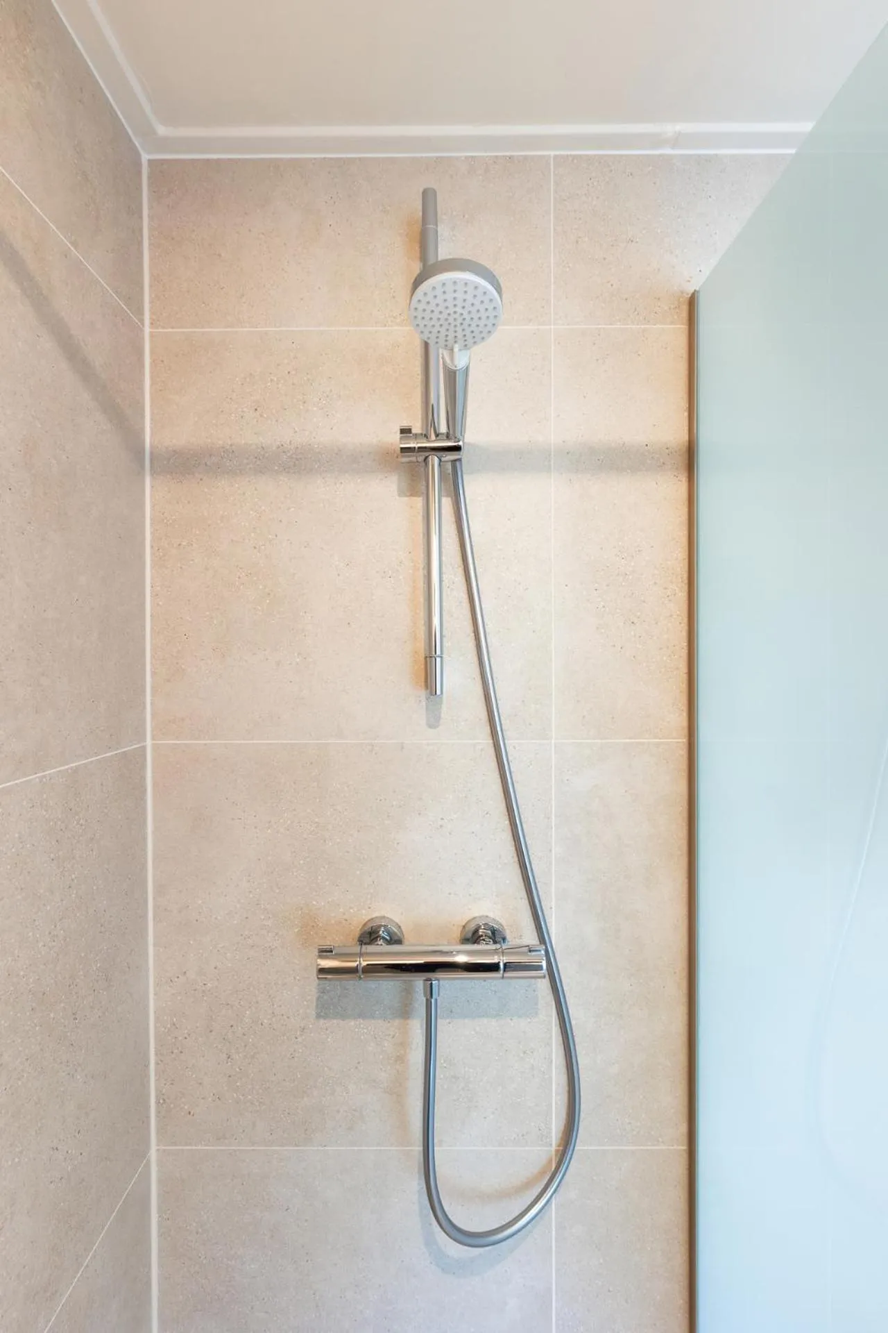 Shower in Strandhotel Zoutelande