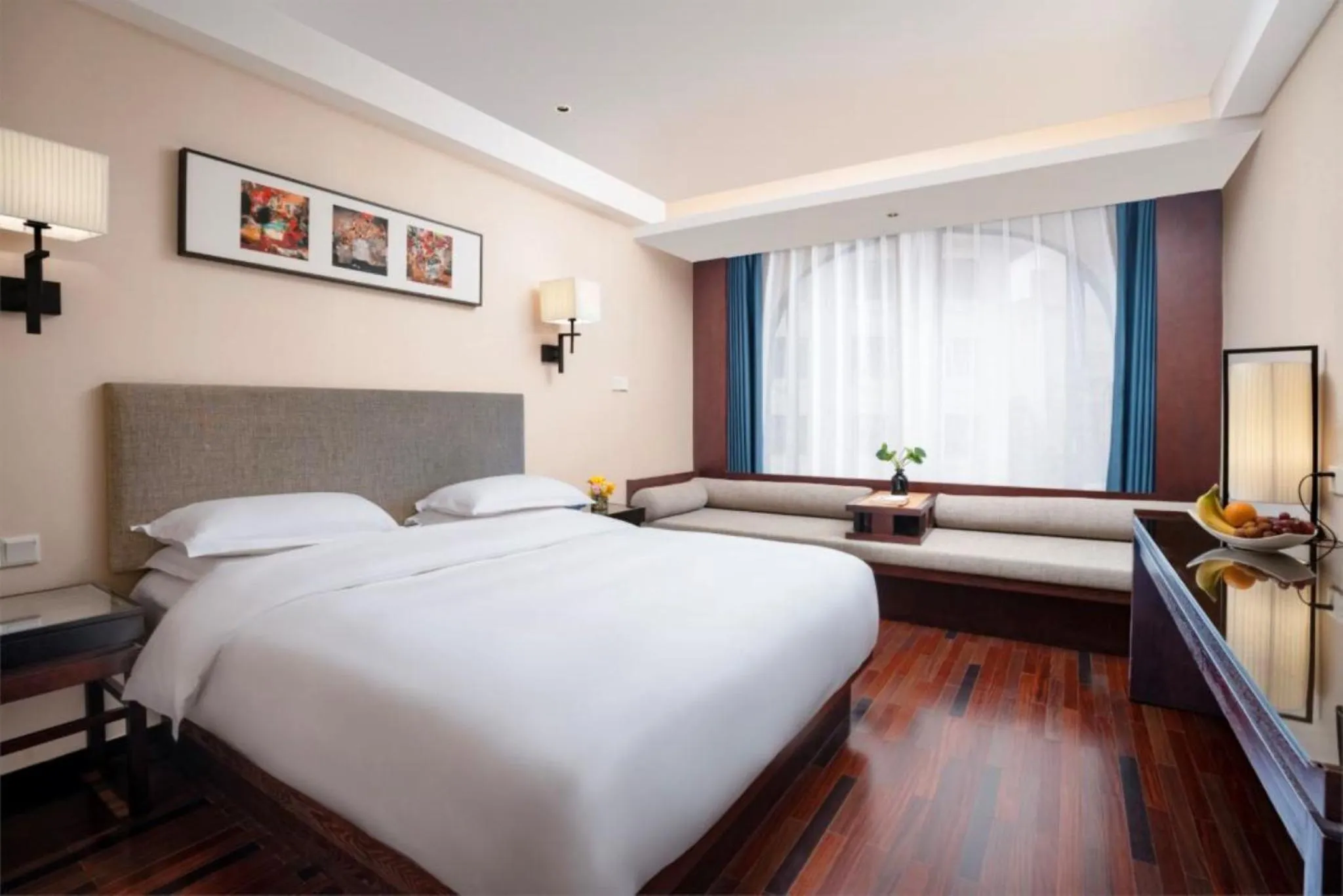 Photo of the whole room, Bed in SSAW Boutique Hotel Shanghai Hongkou