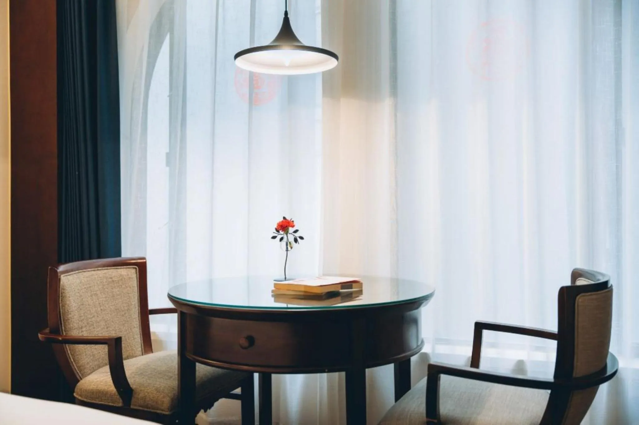 Seating area in SSAW Boutique Hotel Shanghai Hongkou