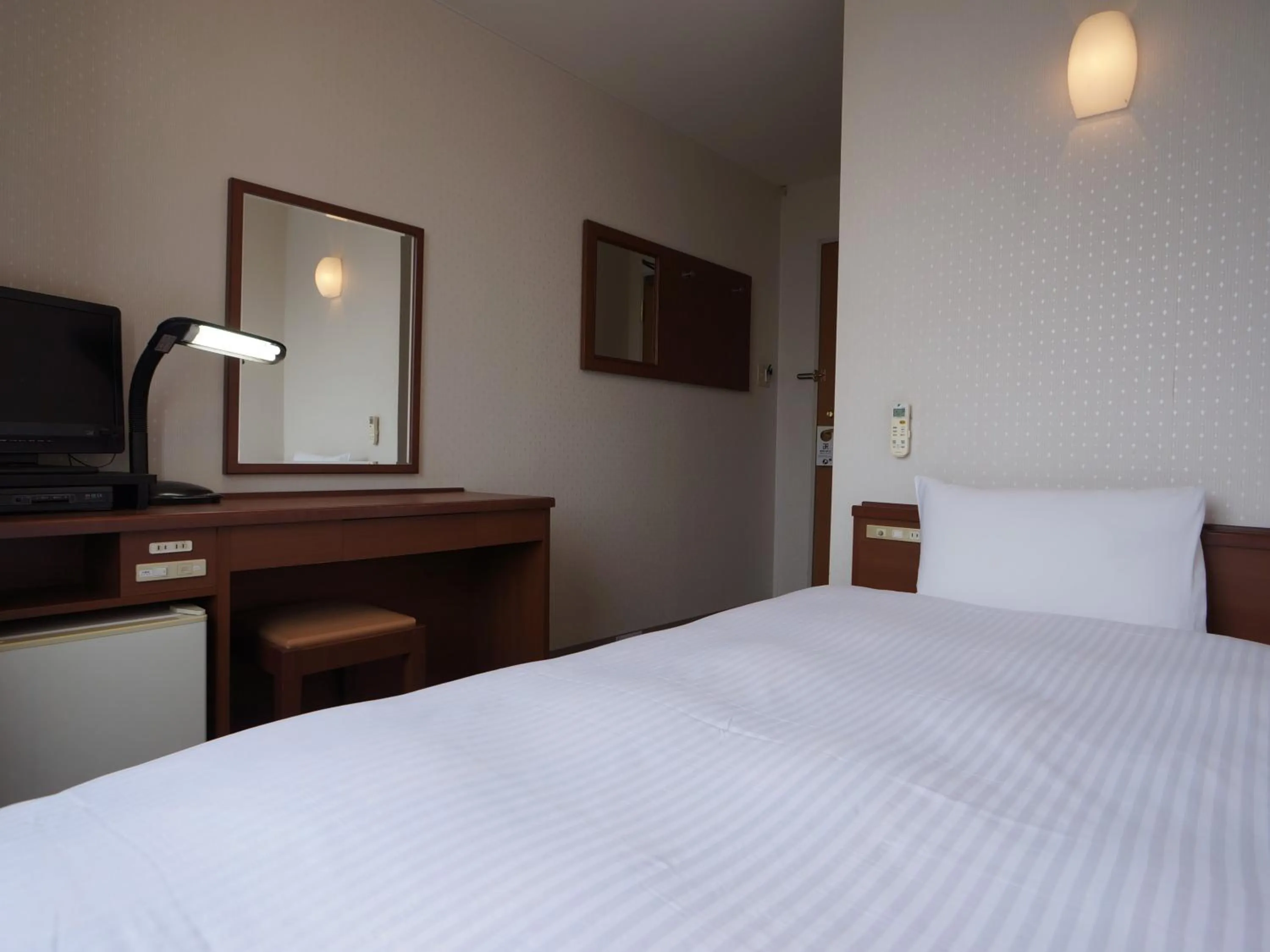 Photo of the whole room, Bed in Kochi Green Hotel Harimayabashi