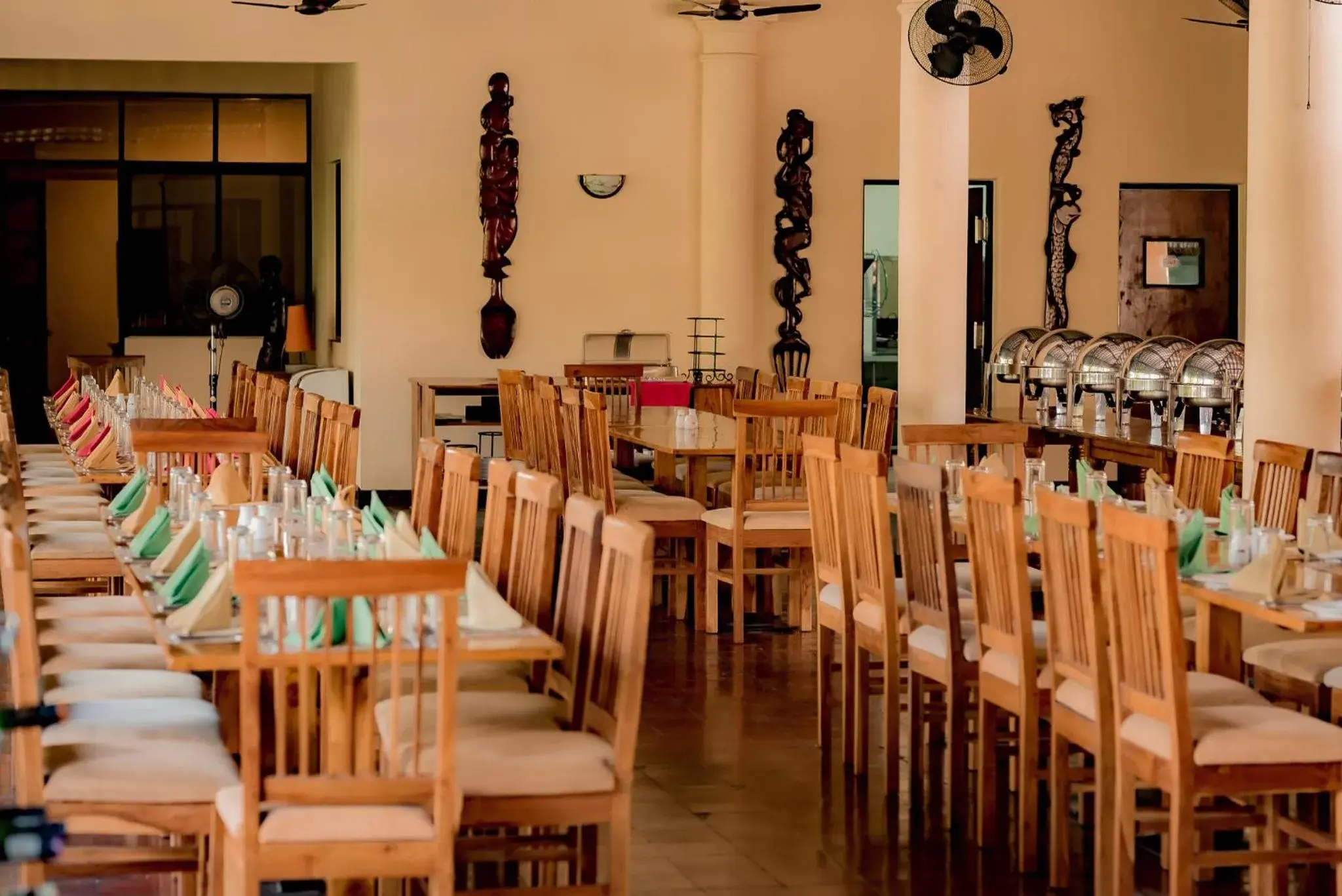 Restaurant/places to eat in Gimanhala Hotel Restaurant/places to eat in Gimanhala Hotel