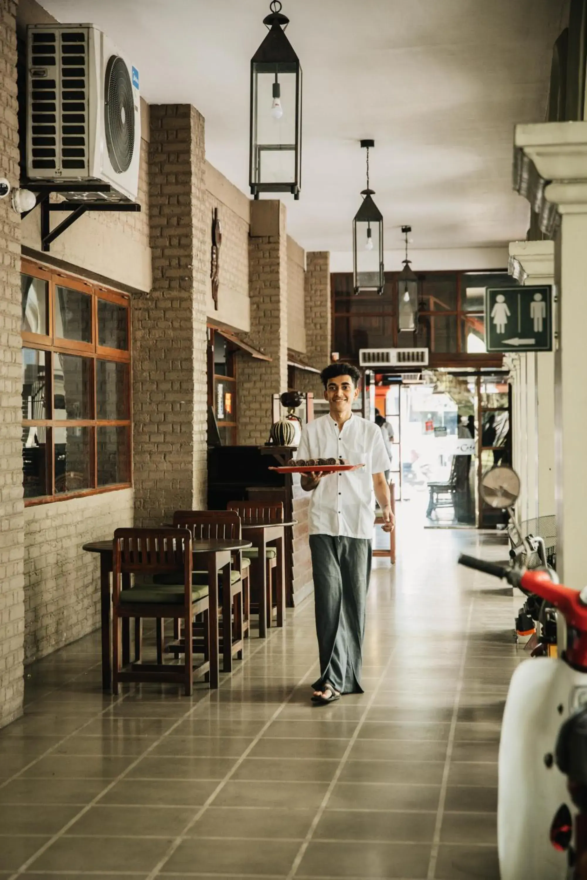 Restaurant/places to eat in Gimanhala Hotel Restaurant/places to eat in Gimanhala Hotel