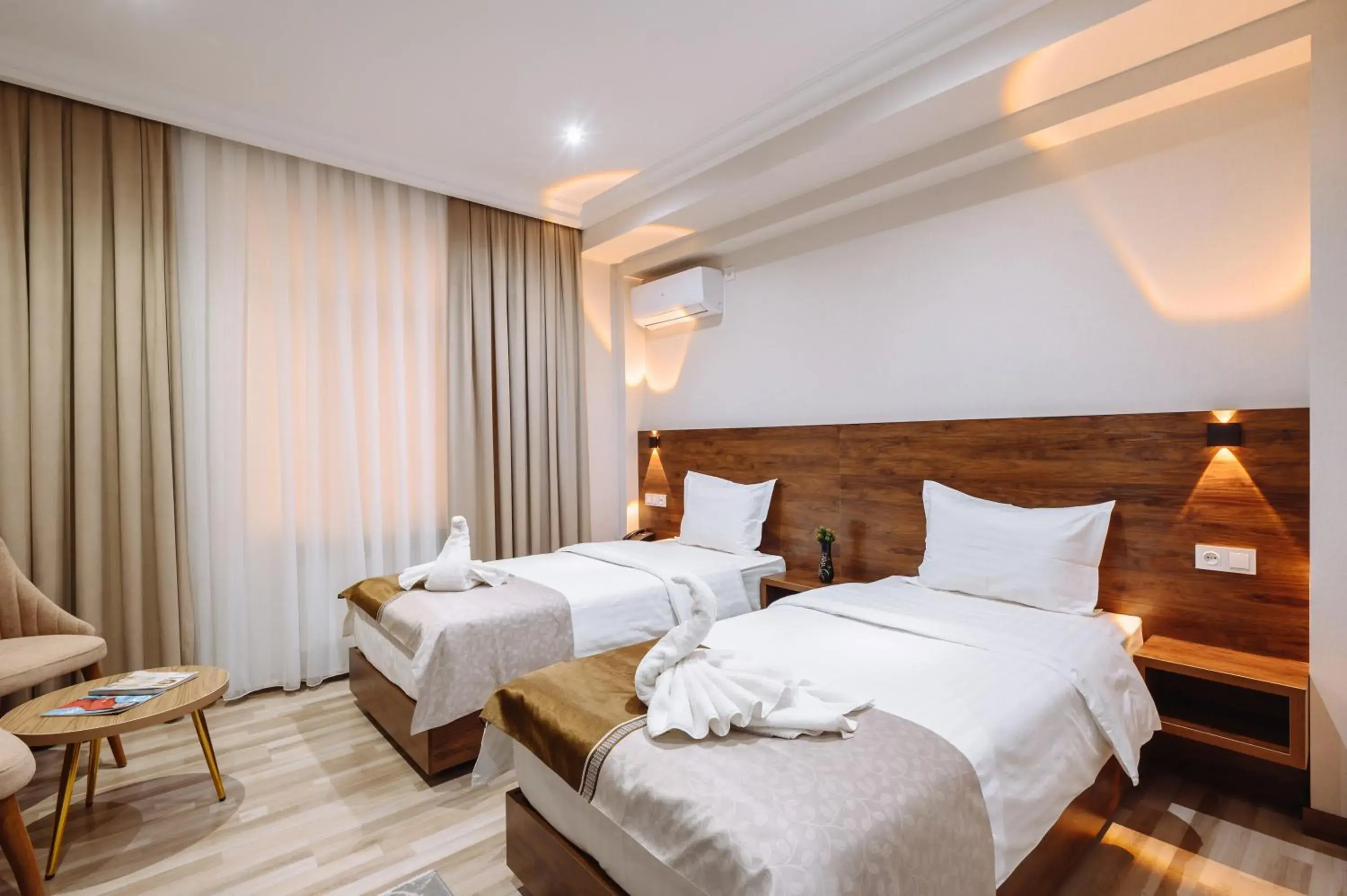 Superior Double or Twin Room - single occupancy in Sofiya Tashkent Hotel Superior Double or Twin Room - single occupancy in Sofiya Tashkent Hotel