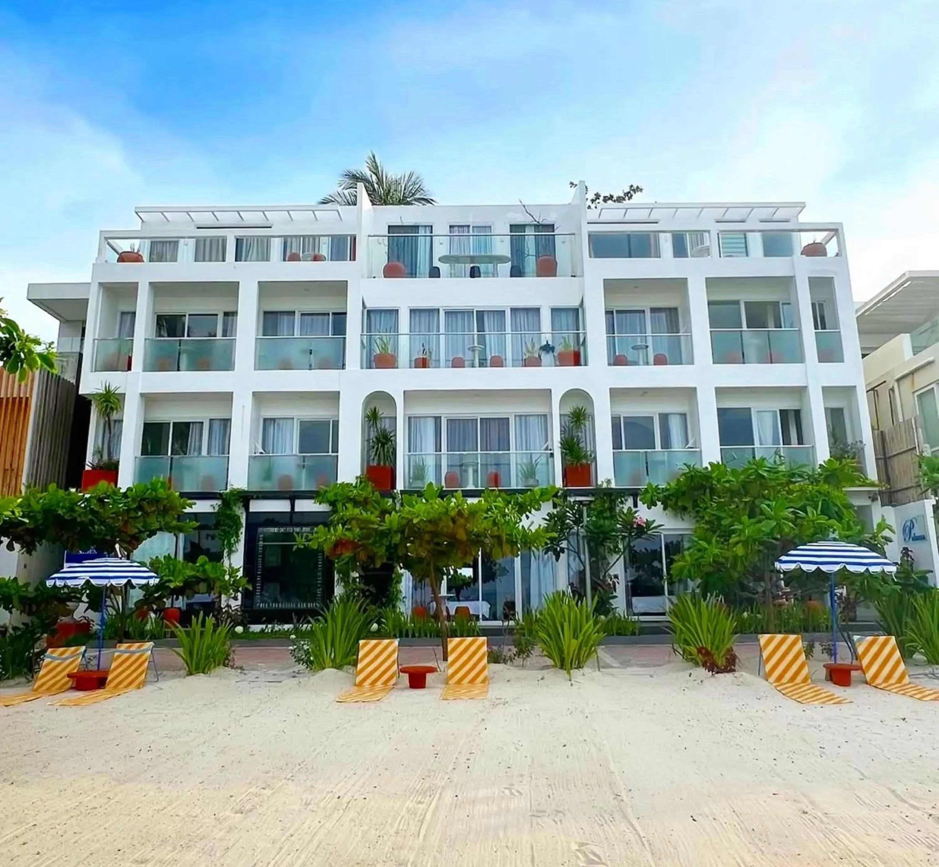 Property building in Palassa Private Residences Property building in Palassa Private Residences