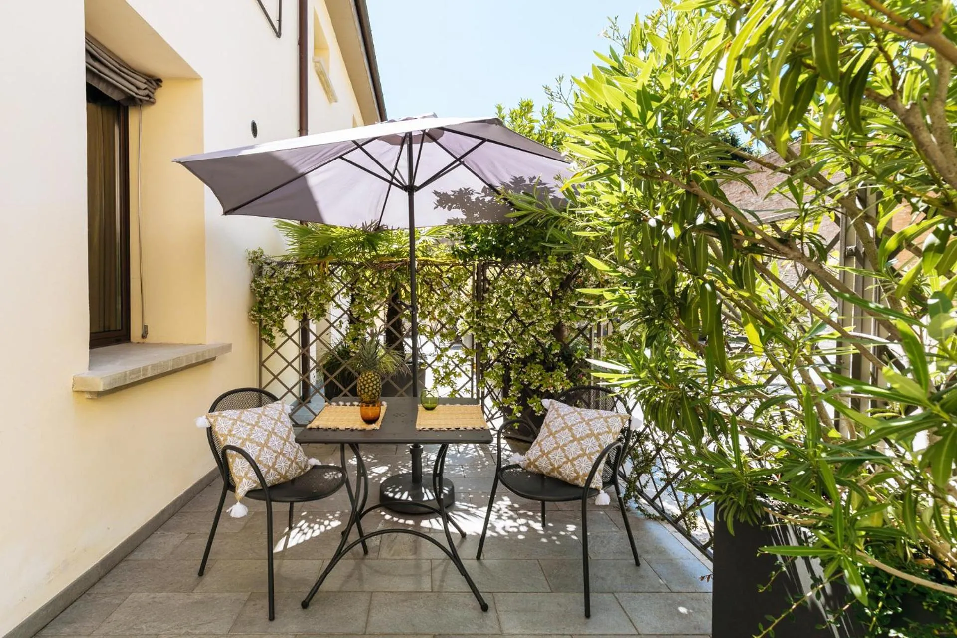 Garden in Carducci Residence - by Bologna Residences