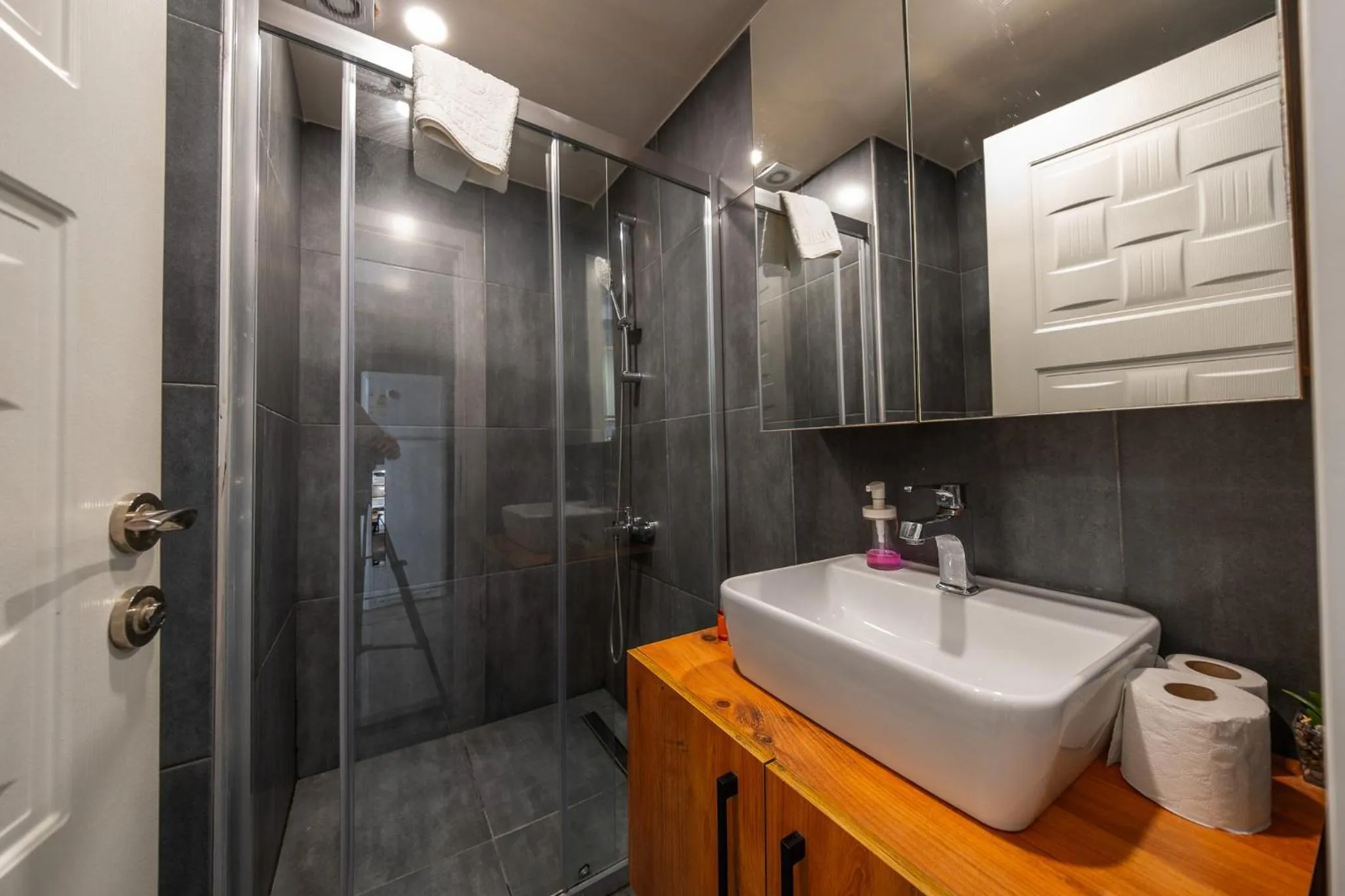 Shower in Mrt Suites Lara