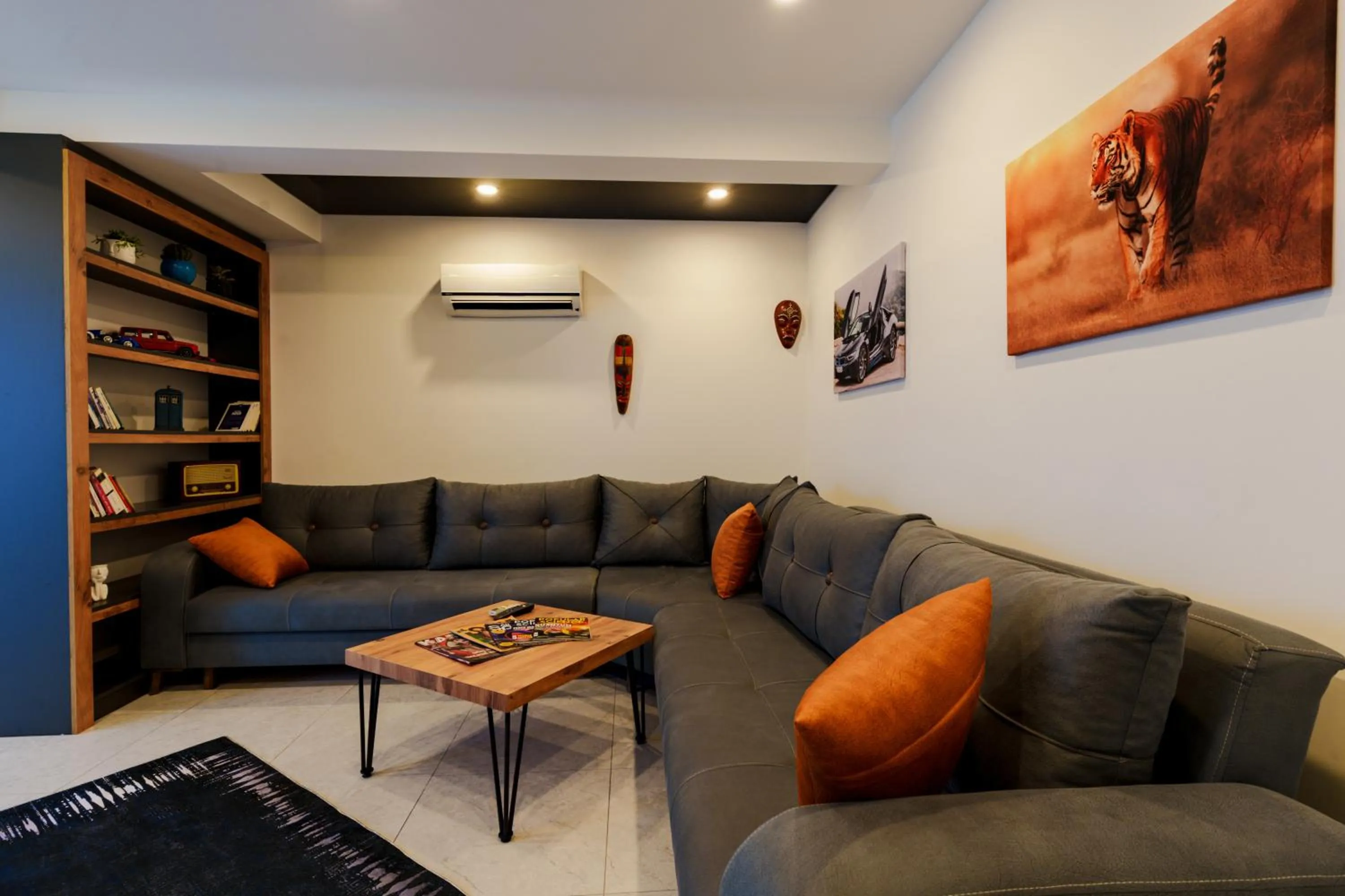 Living room in Mrt Suites Lara