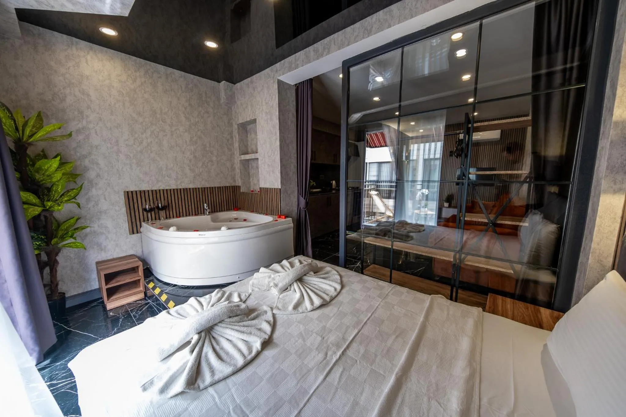 Bed in Mrt Suites Lara