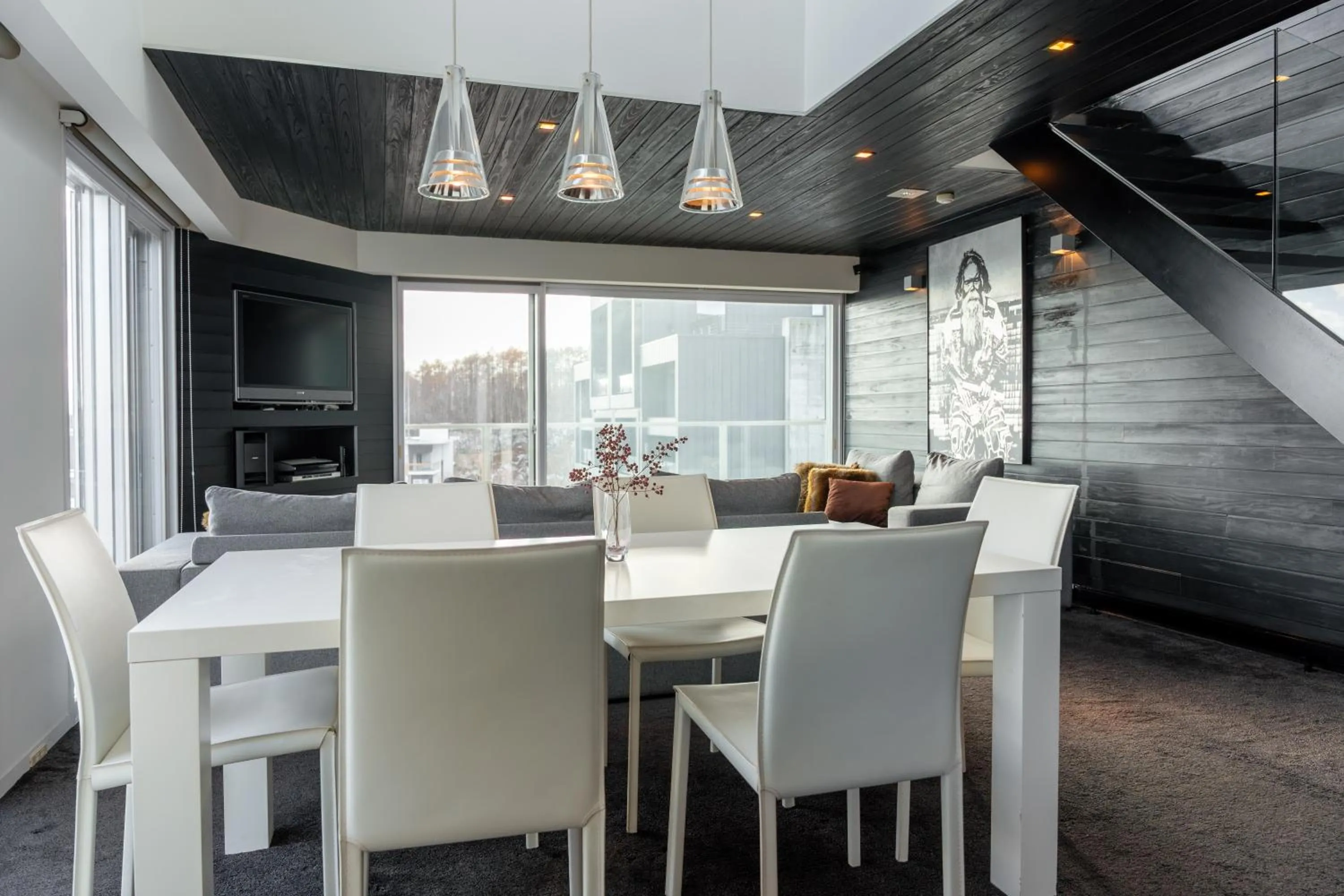 Living room in The Setsumon