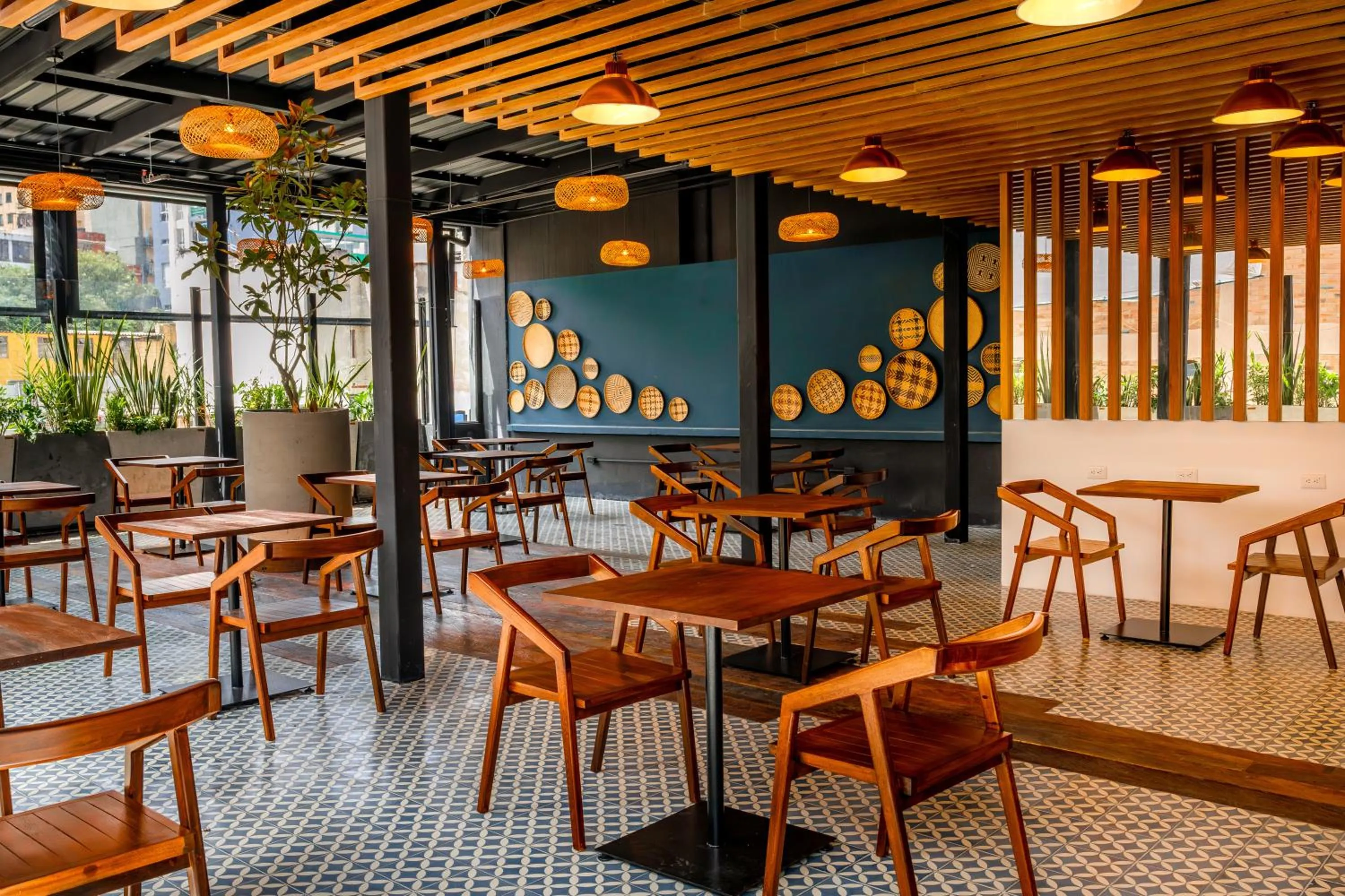 Restaurant/places to eat in Liv Zona G Hotel By Sarasti