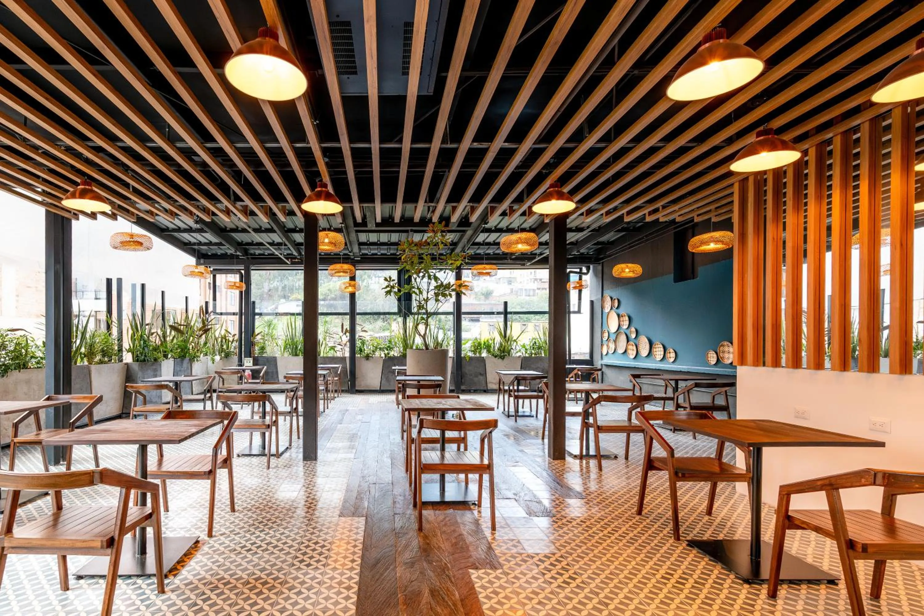 Restaurant/places to eat in Liv Zona G Hotel By Sarasti