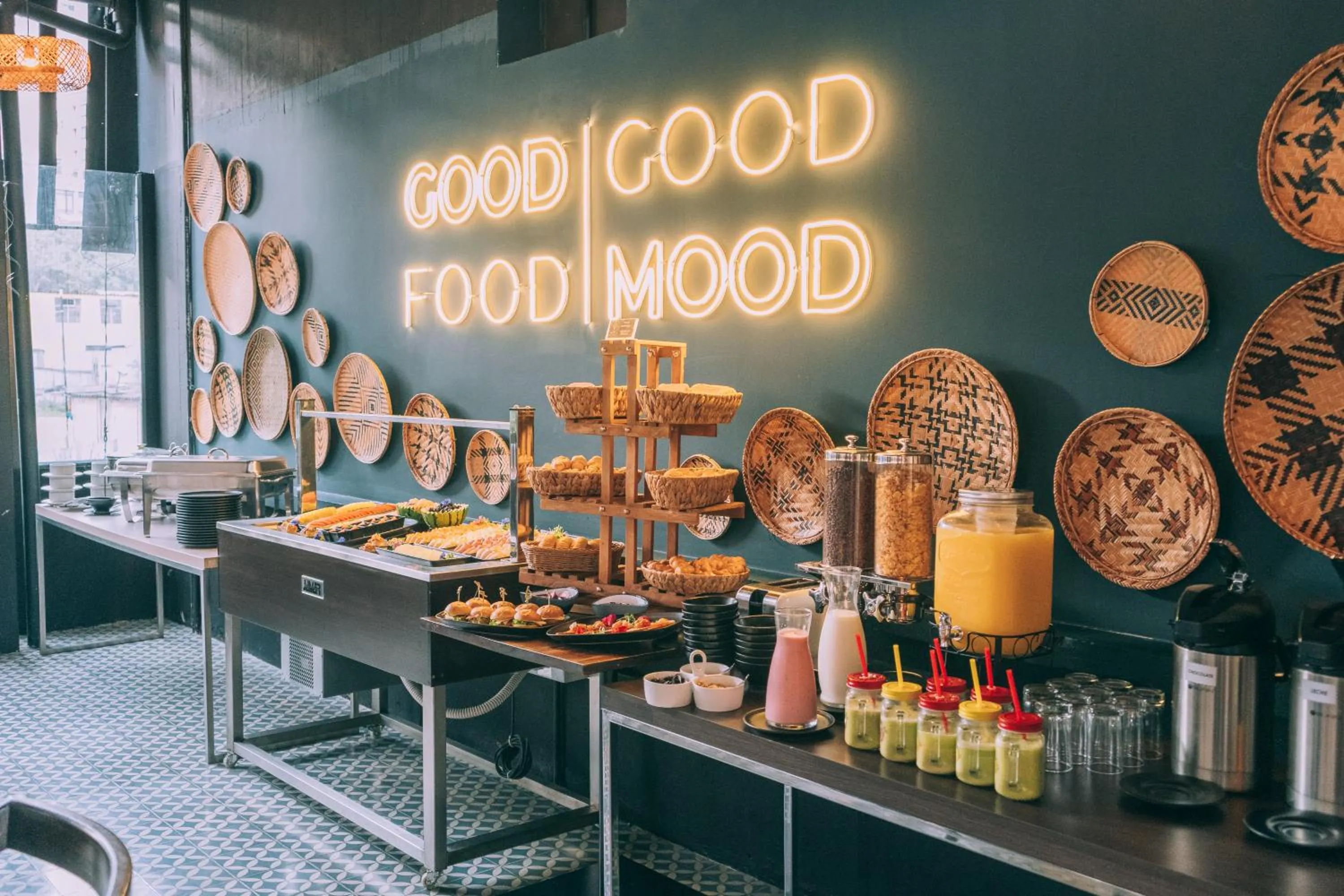 Buffet breakfast in Liv Zona G Hotel By Sarasti