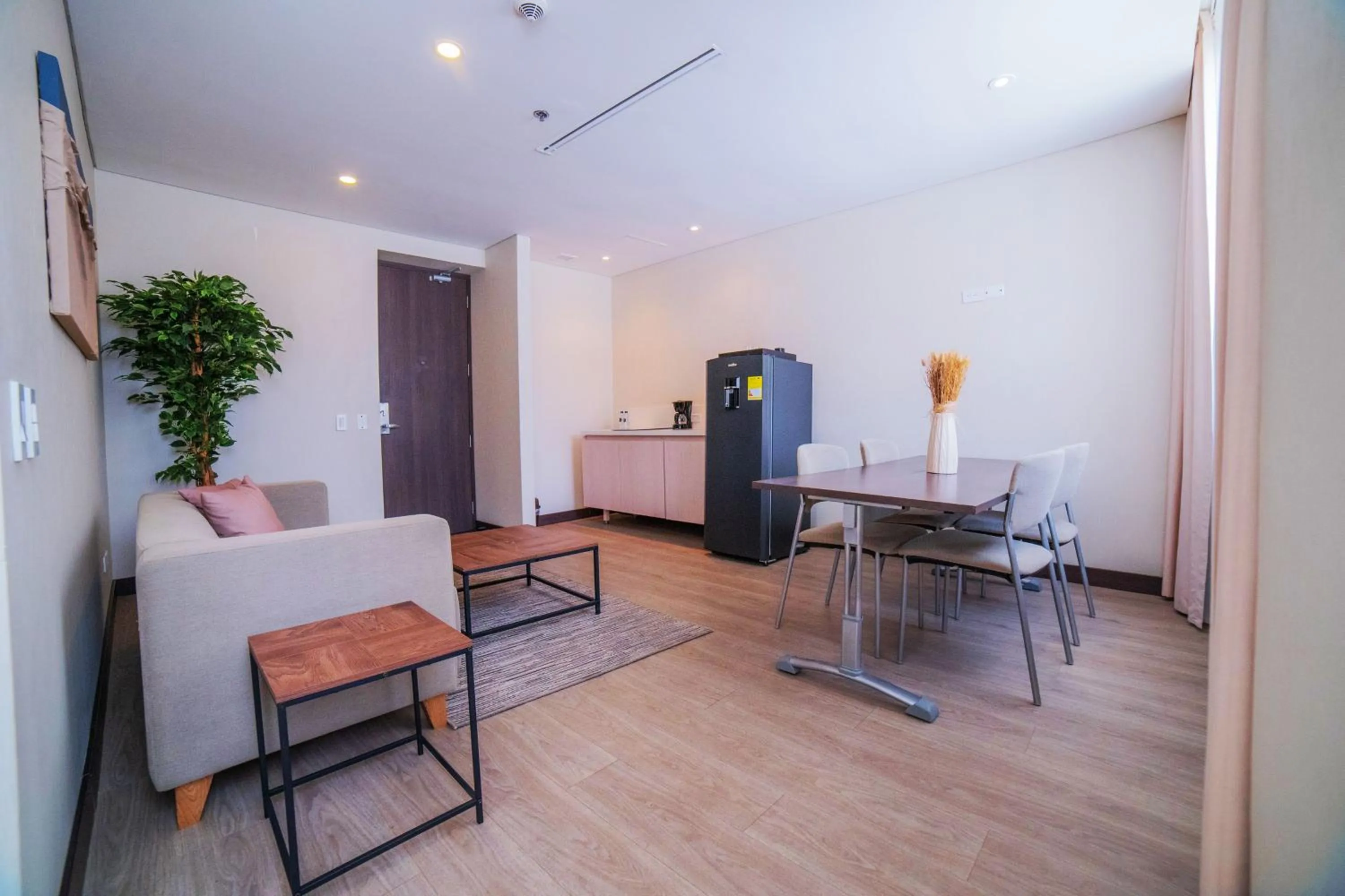 Property building in Liv Zona G Hotel By Sarasti