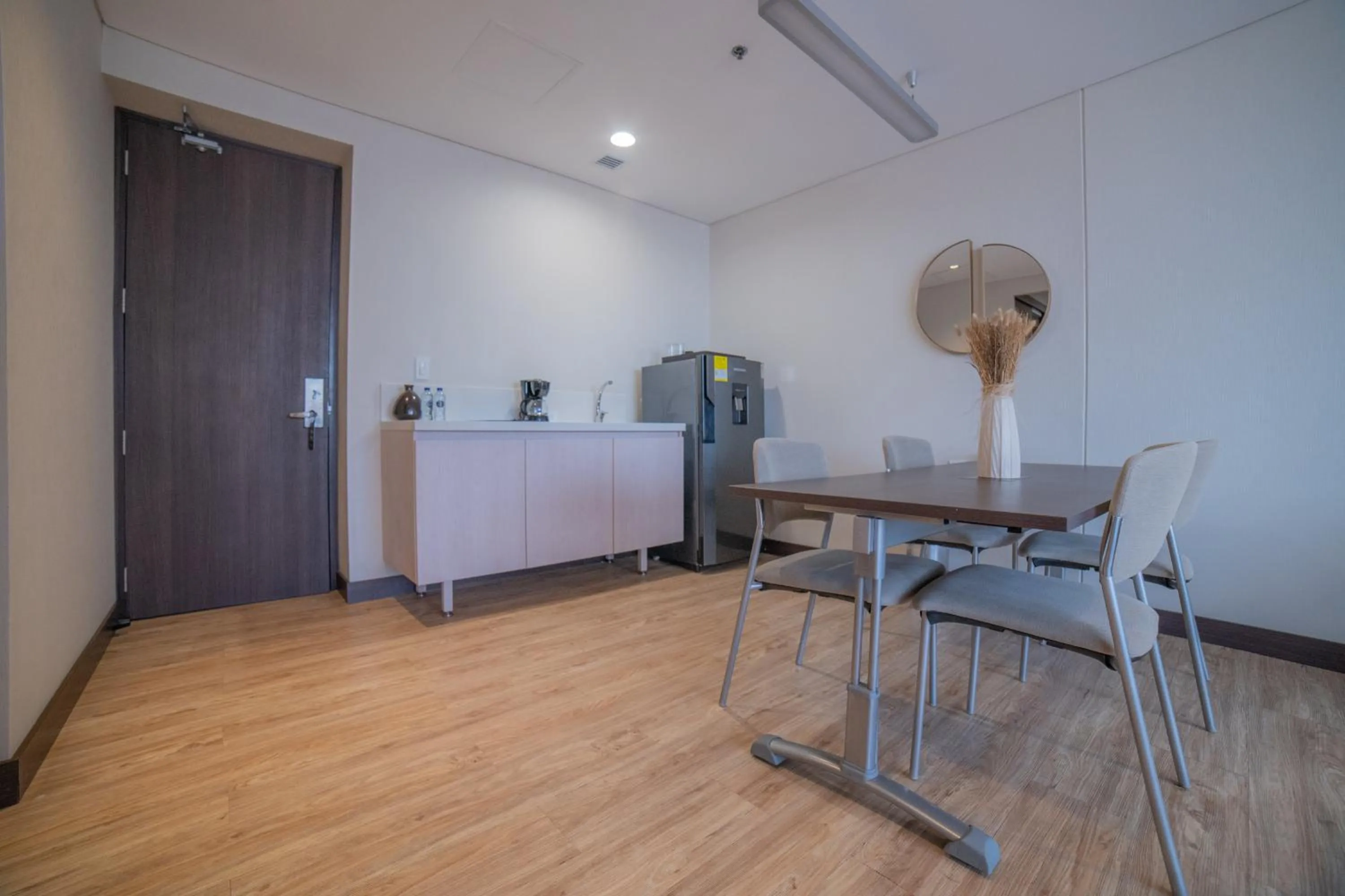 Coffee/tea facilities in Liv Zona G Hotel By Sarasti