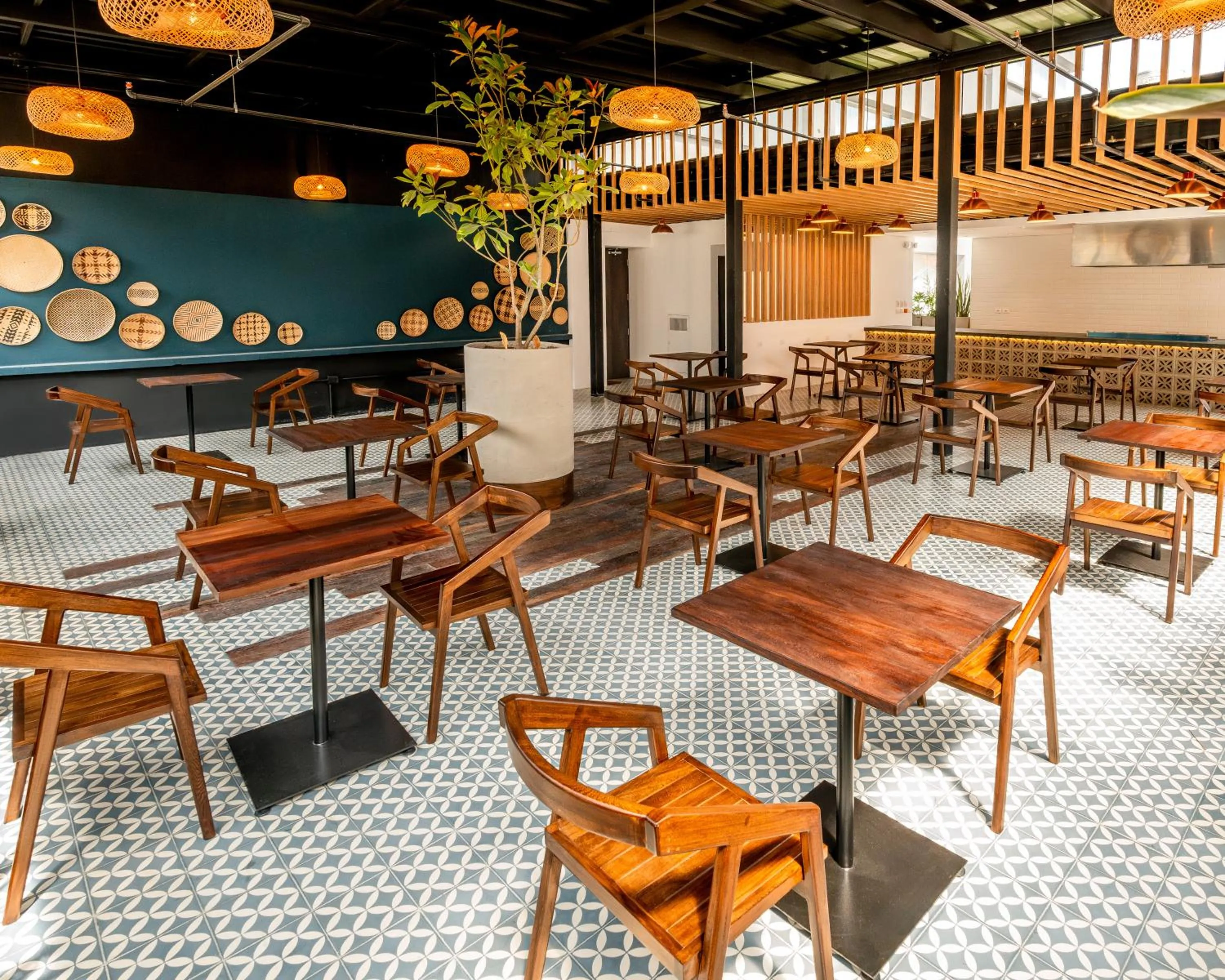 Restaurant/places to eat in Liv Zona G Hotel By Sarasti