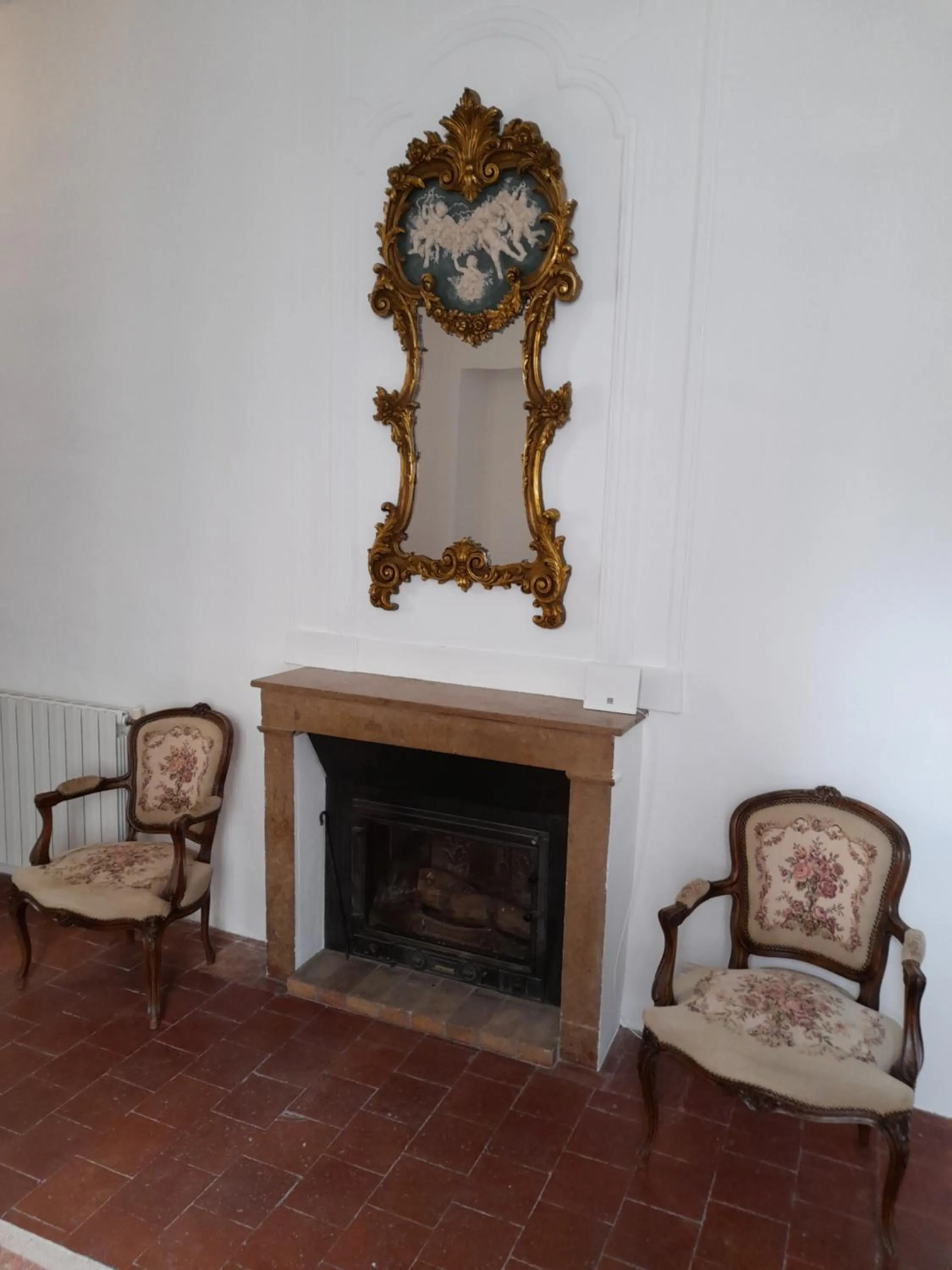 Lounge or bar in La Tour de Pezene