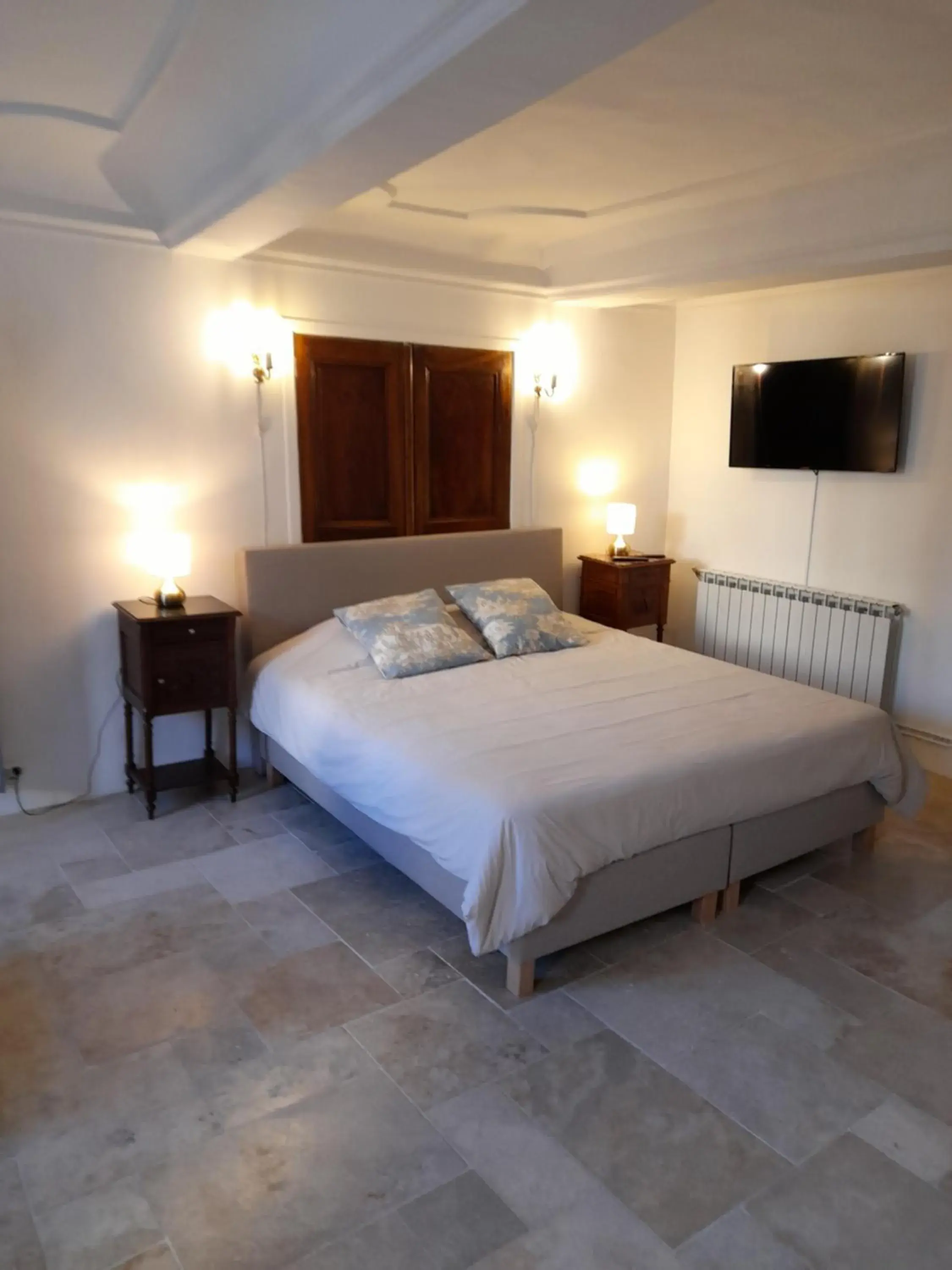 Two-Bedroom Suite - single occupancy in La Tour de Pezene Two-Bedroom Suite - single occupancy in La Tour de Pezene