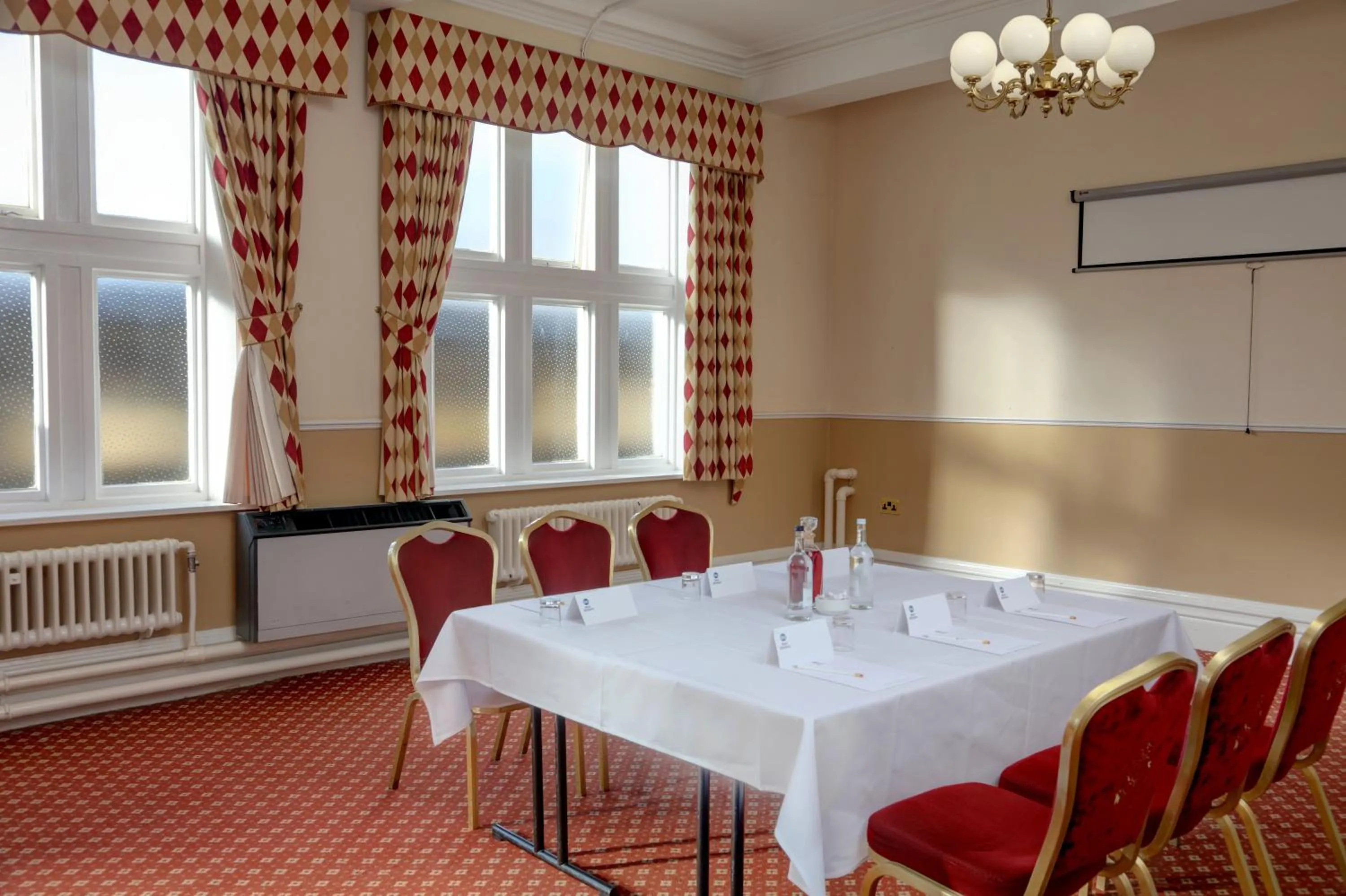 Meeting/conference room in Crewe Arms Hotel