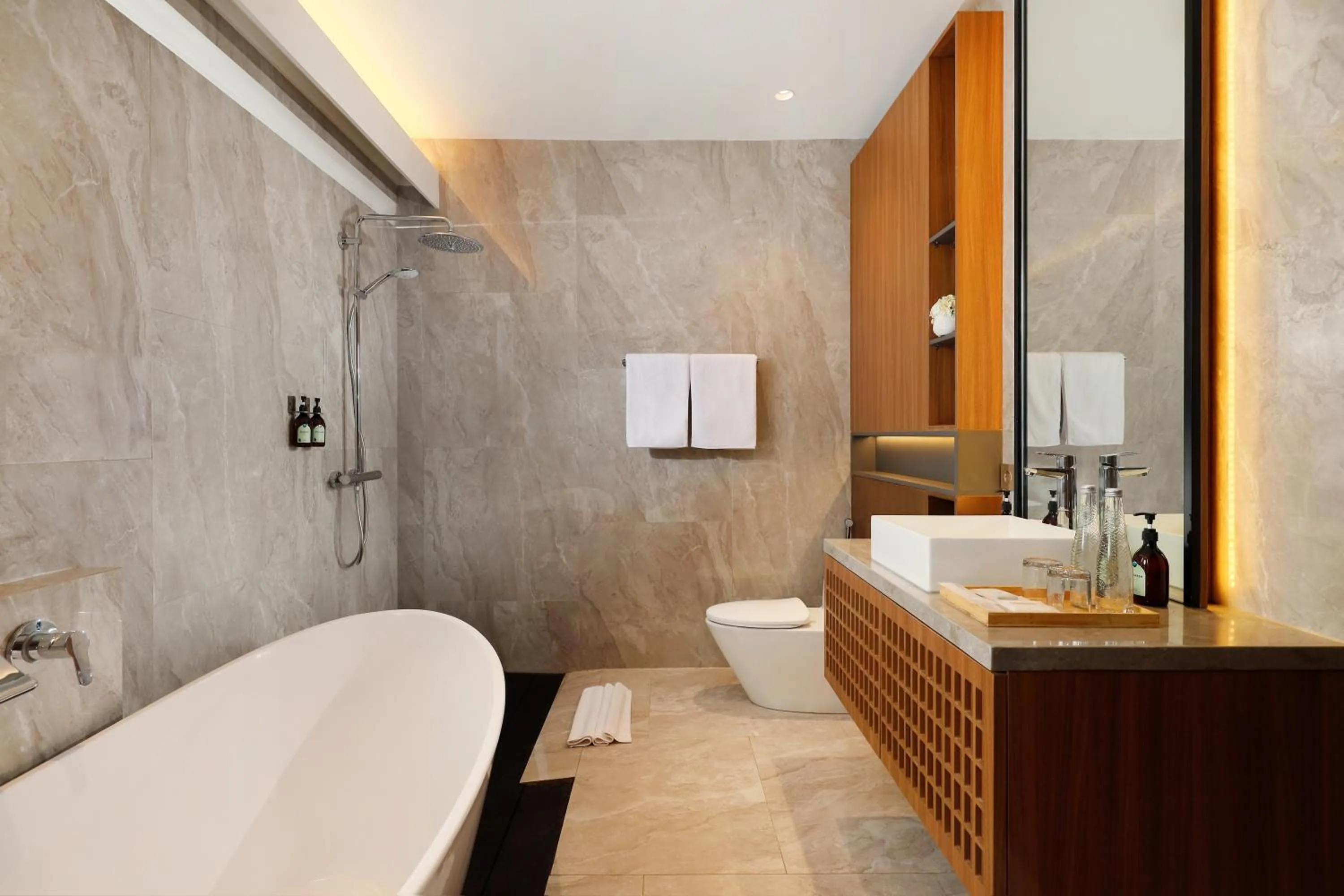 Shower in Dusun Bedugul Asri