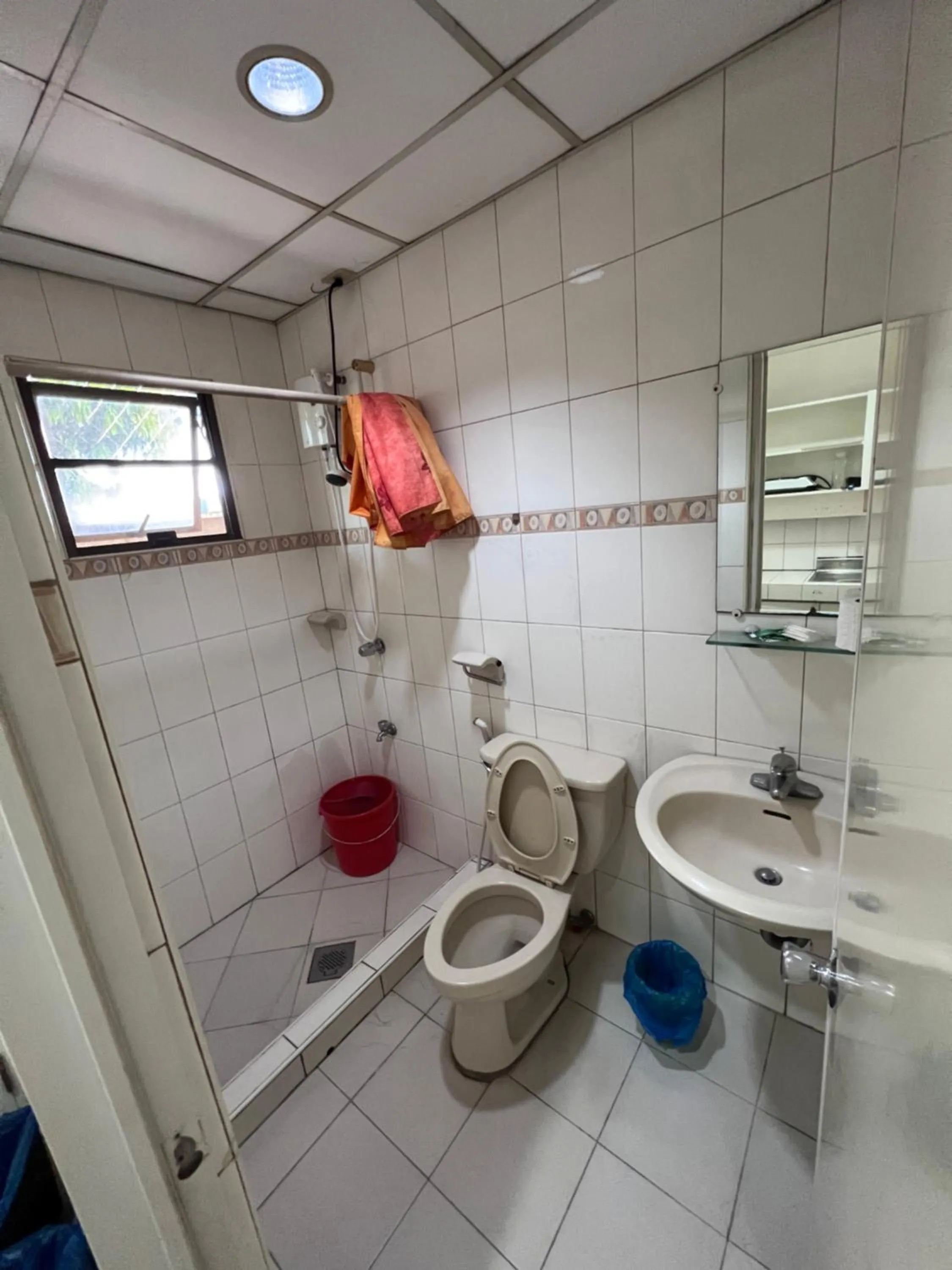 Shower in Golden Belle Apartelle and Suites