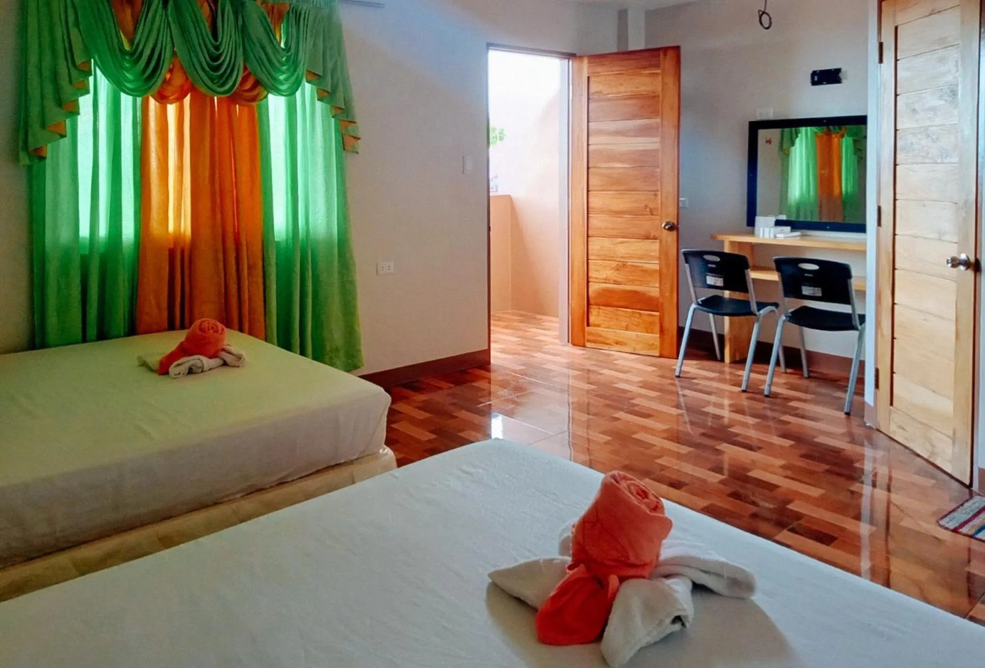 Photo of the whole room, Bed in RedDoorz @ 4ks Pension House Bogo City Cebu