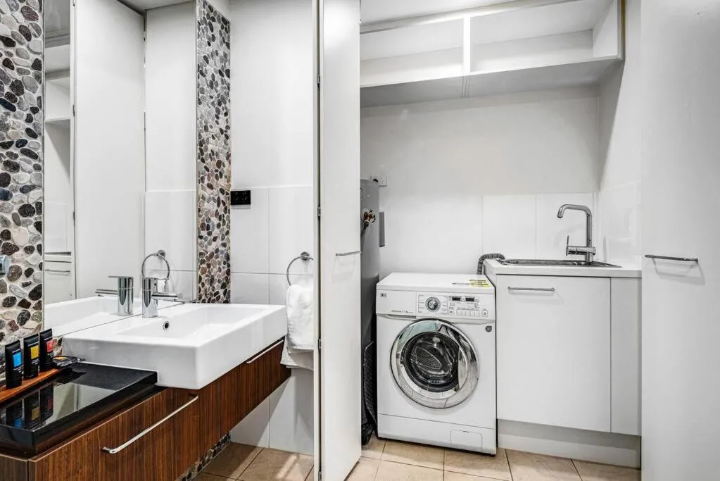 Penthouse 406 The Frontage Victor Harbor