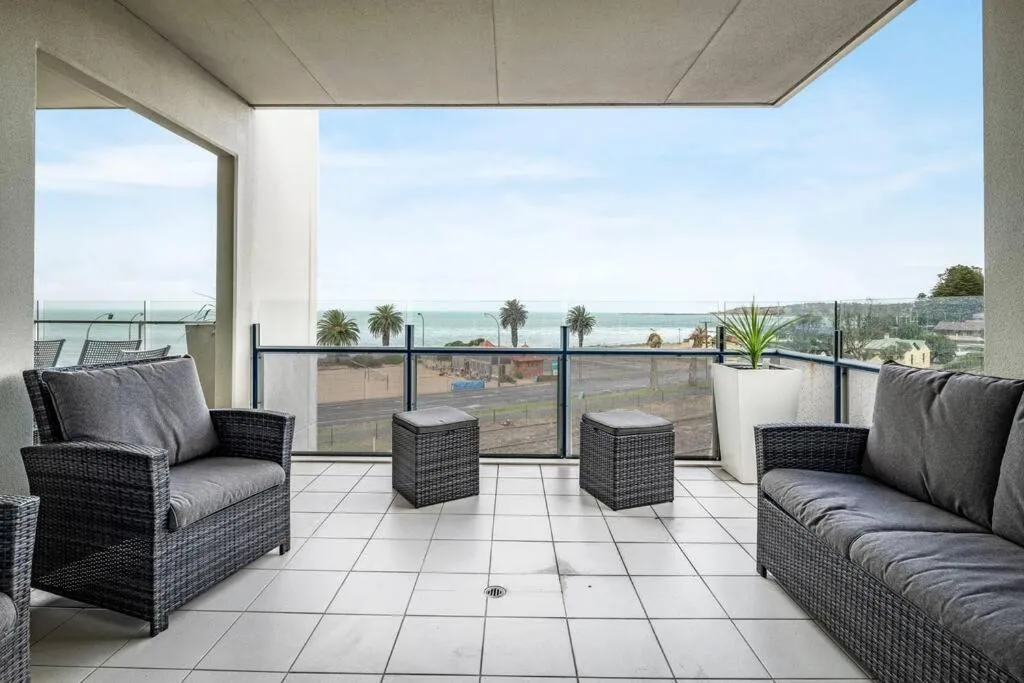Penthouse 406 The Frontage Victor Harbor