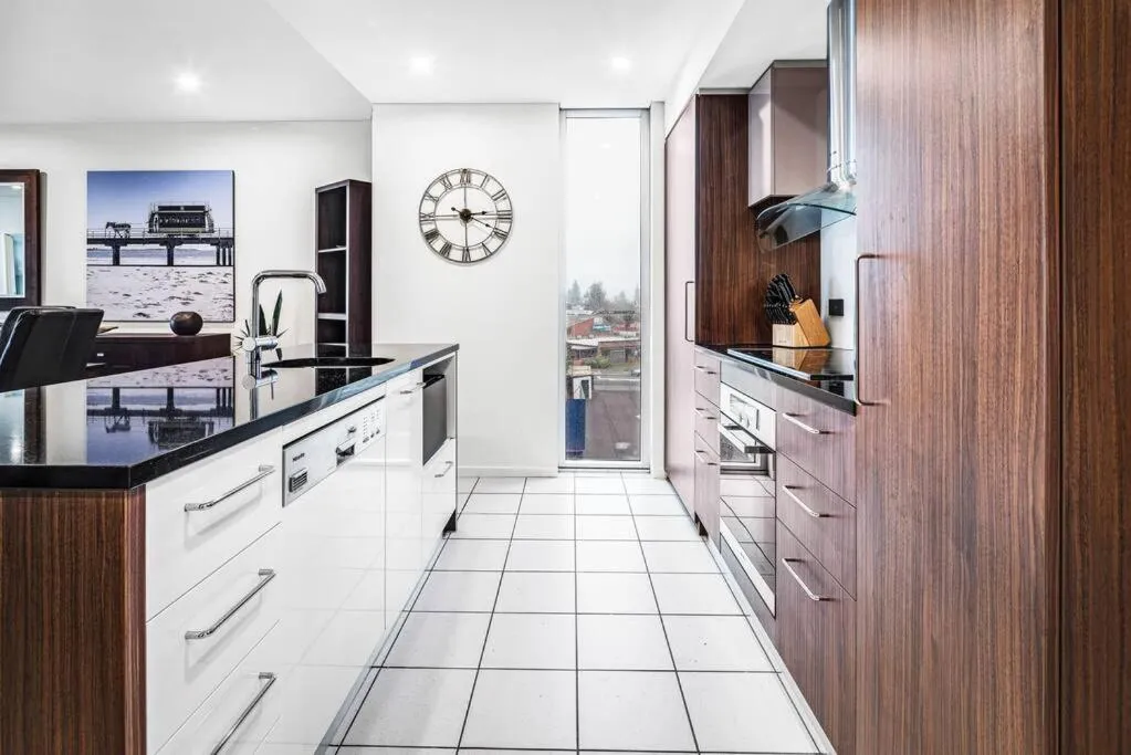 Penthouse 406 The Frontage Victor Harbor