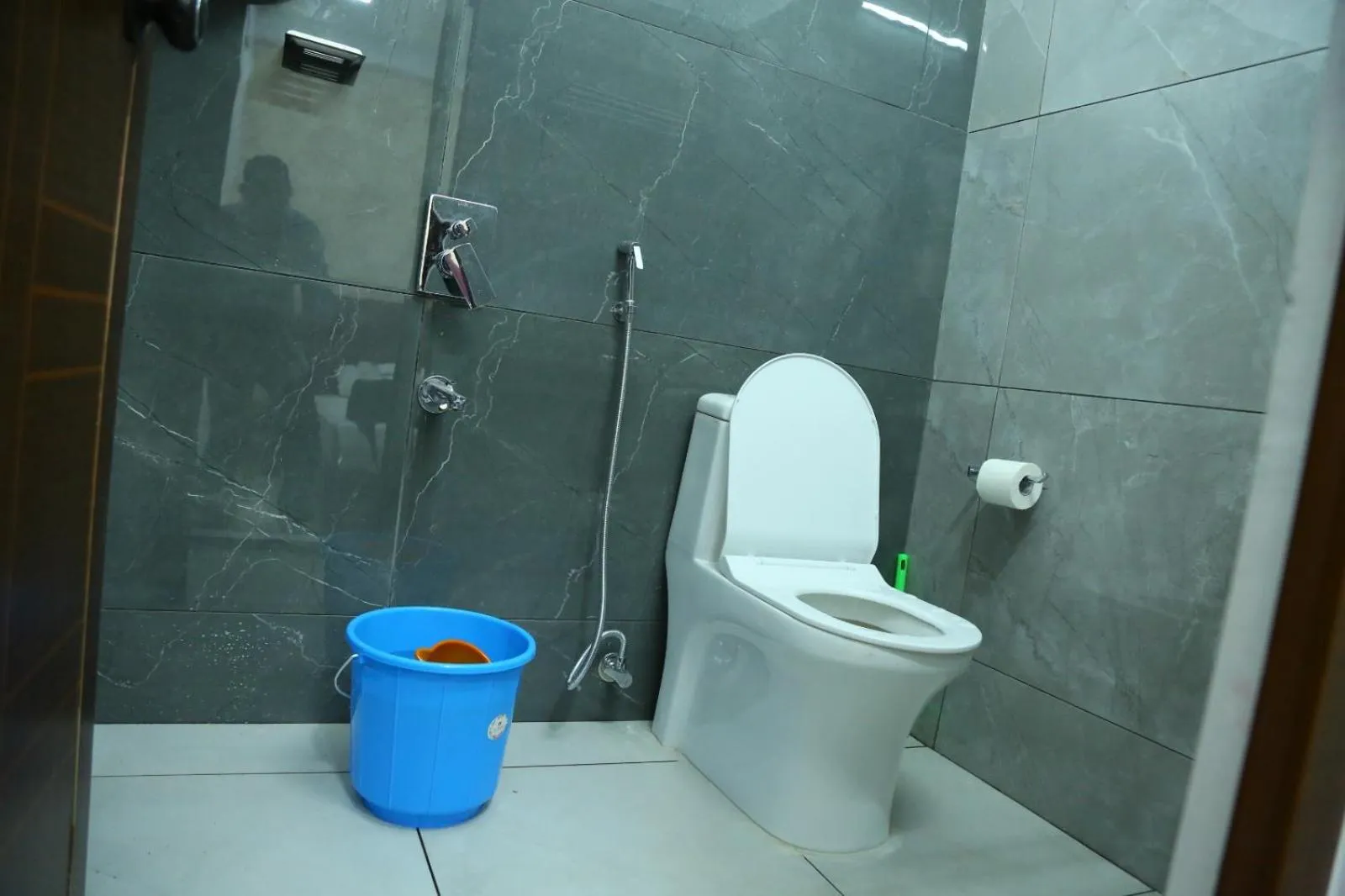 Bathroom in Kurianplackal Residency