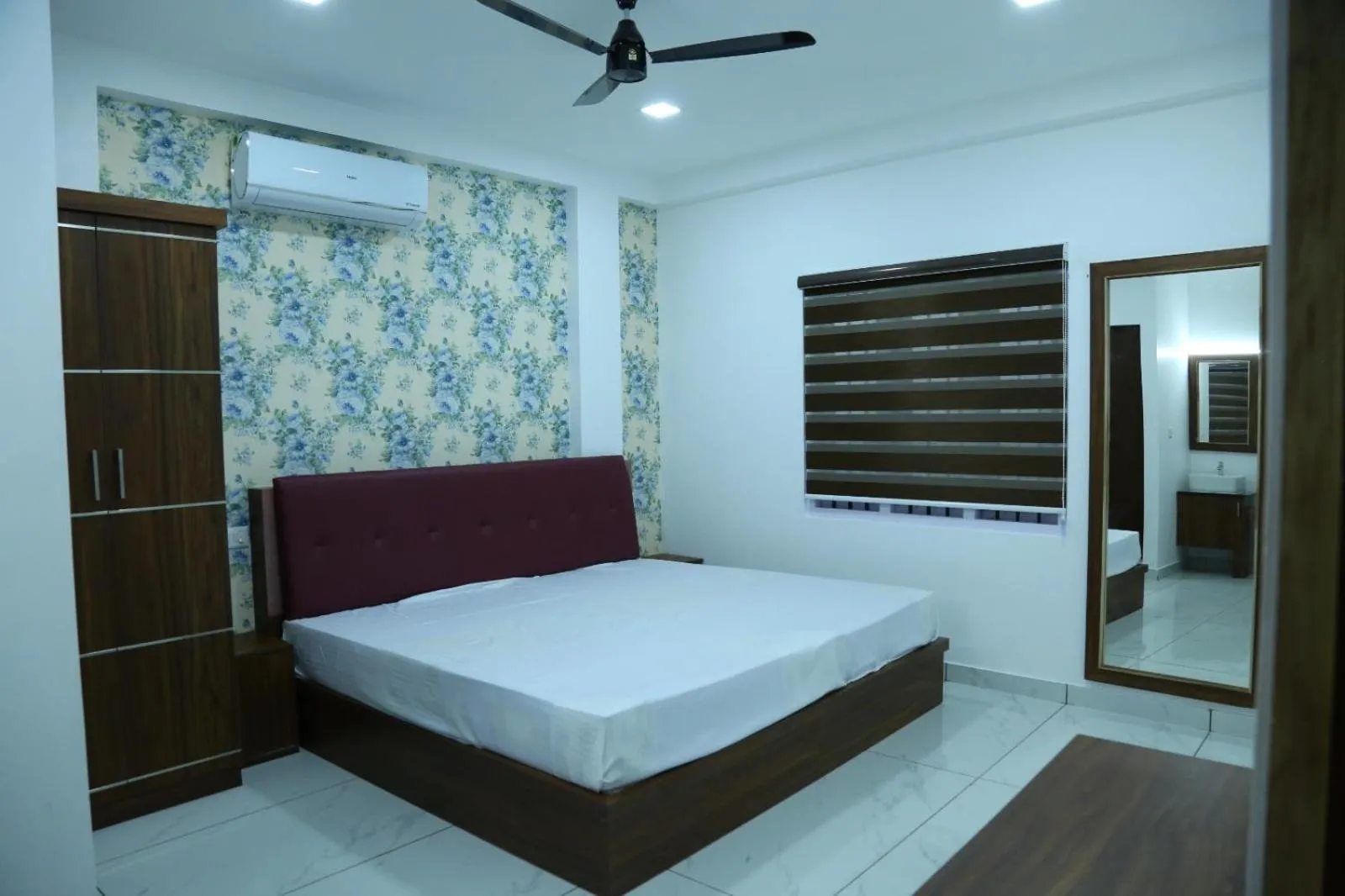 Bed in Kurianplackal Residency