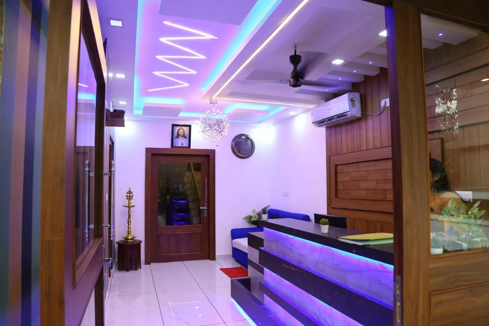 Lobby or reception in Kurianplackal Residency