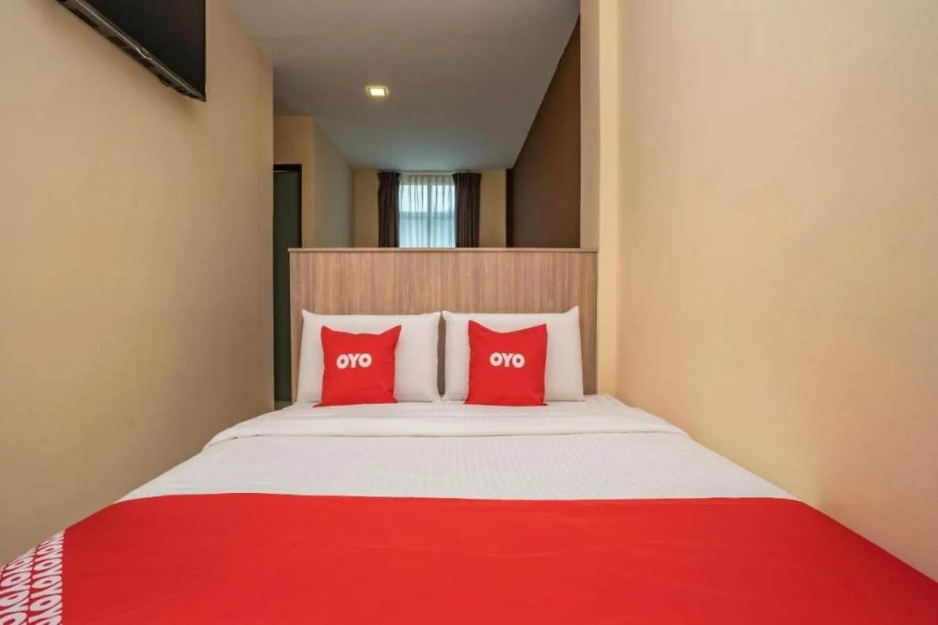 Bed in Hotel The Island