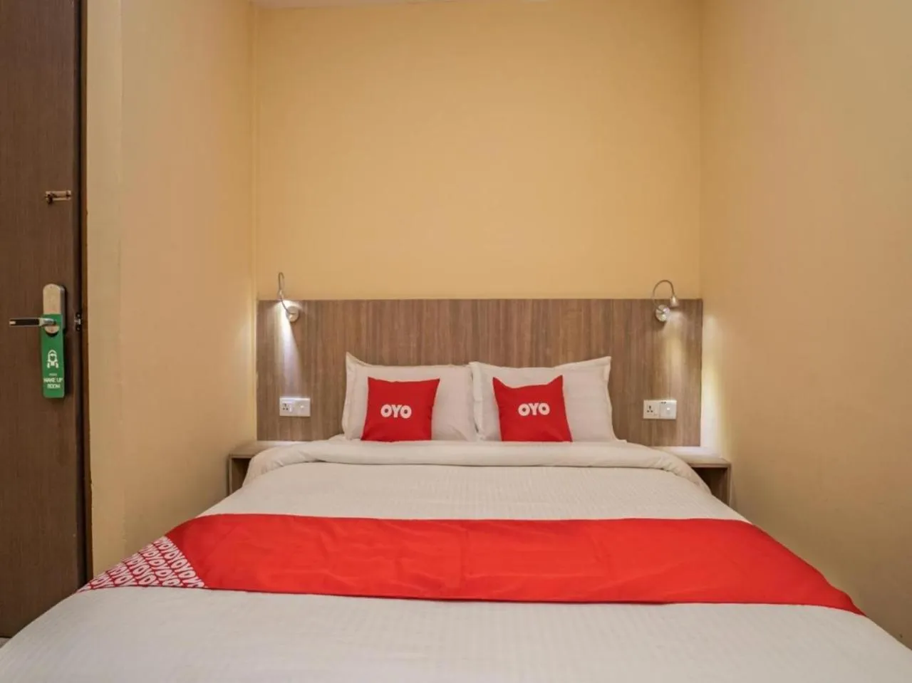 Bed in Hotel The Island