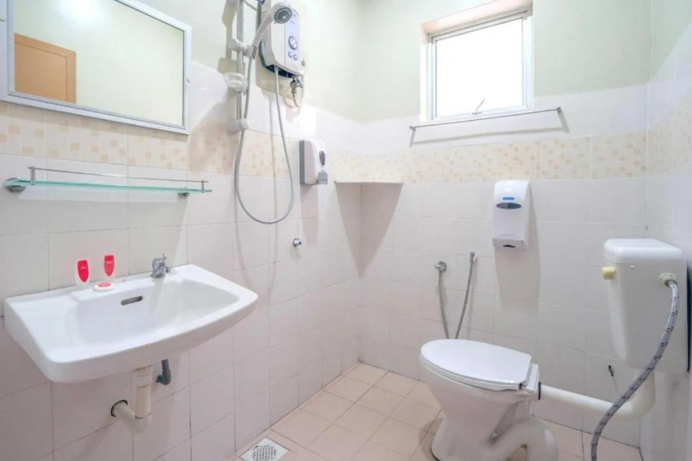 Bathroom in Hotel The Island