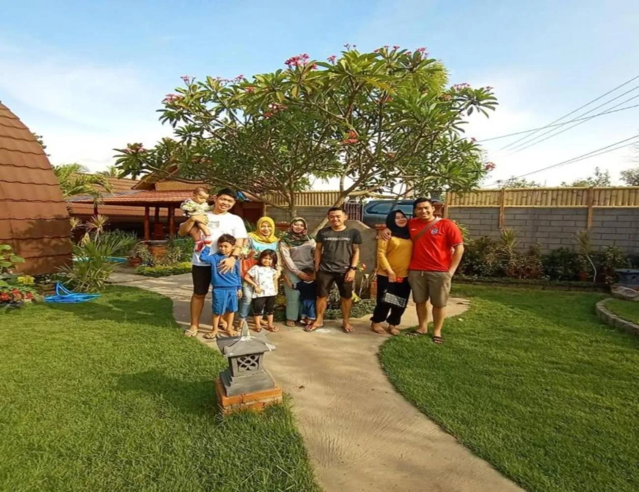 People in Maha Nusa Menjangan