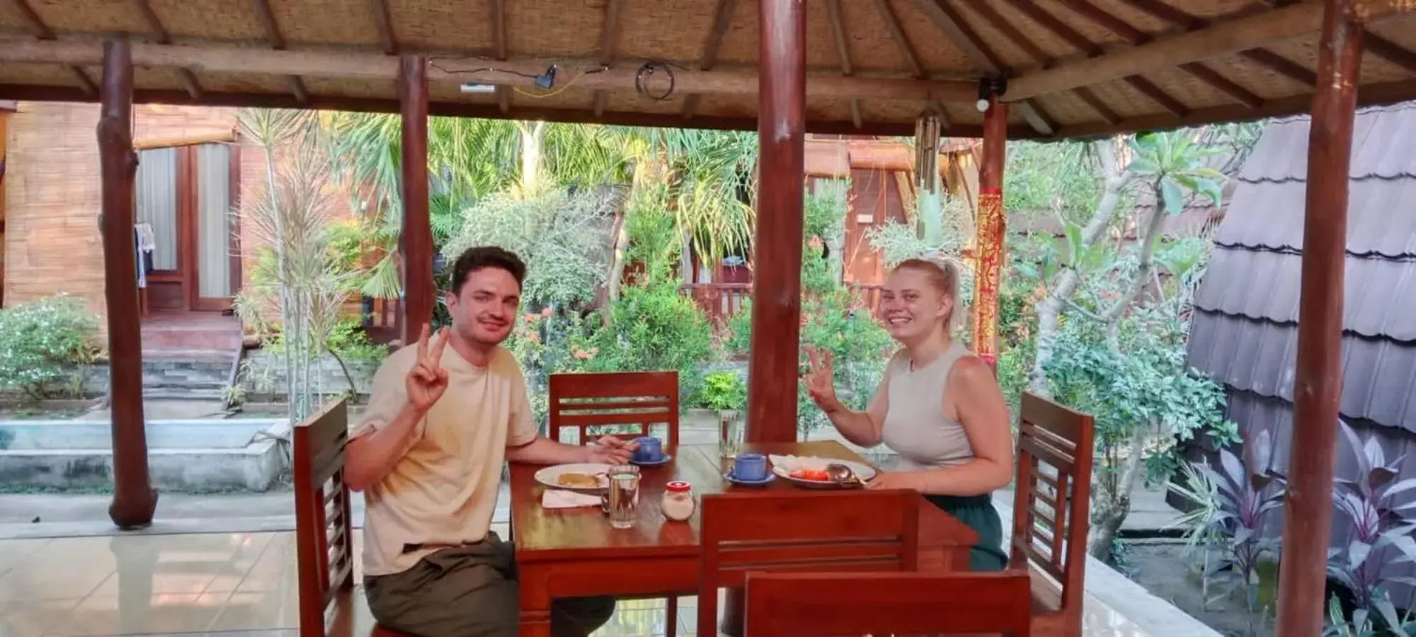 Restaurant/places to eat in Maha Nusa Menjangan Restaurant/places to eat in Maha Nusa Menjangan