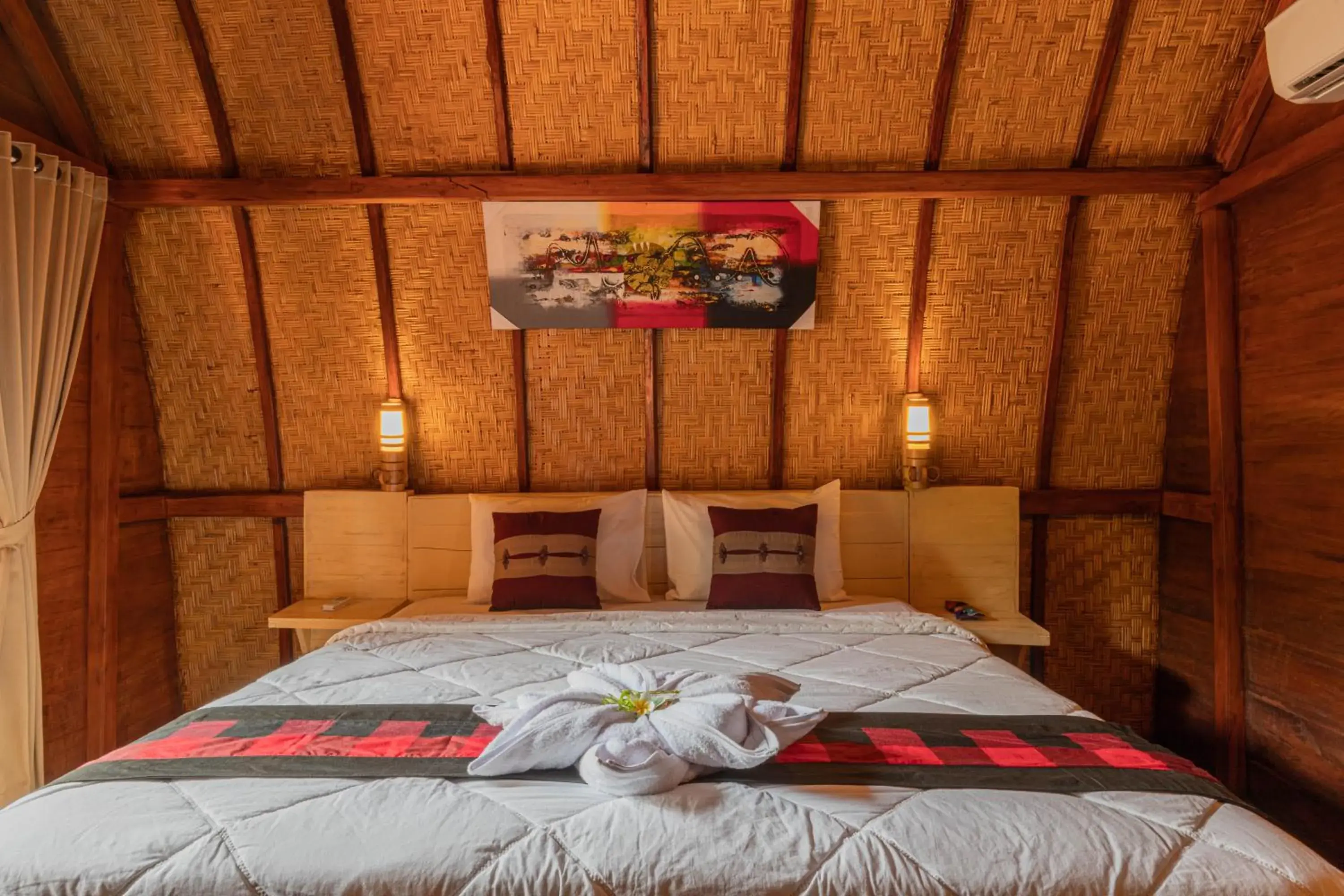 Bed in Maha Nusa Menjangan Bed in Maha Nusa Menjangan