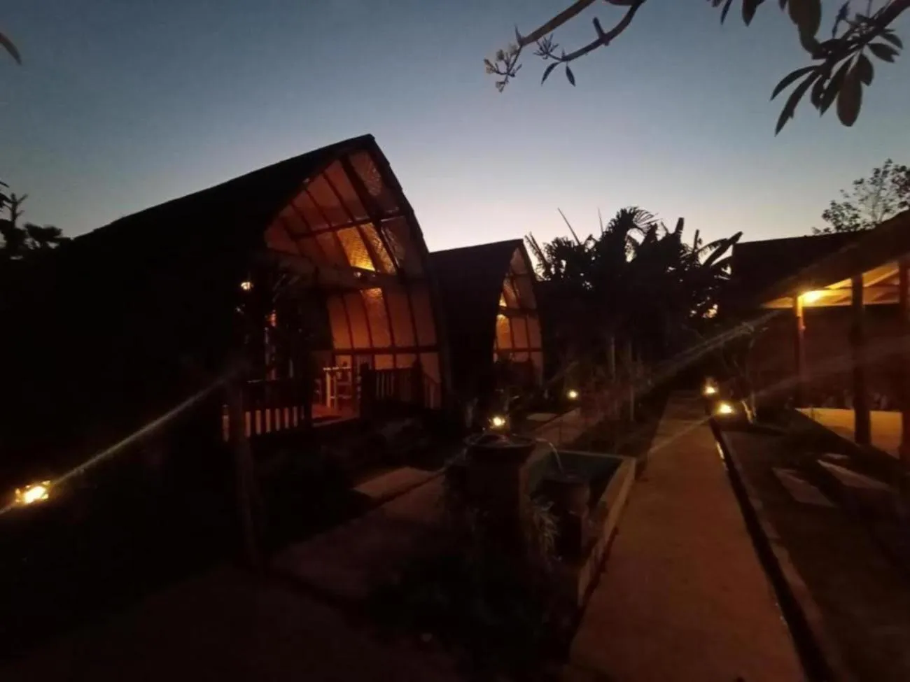 Property building in Maha Nusa Menjangan