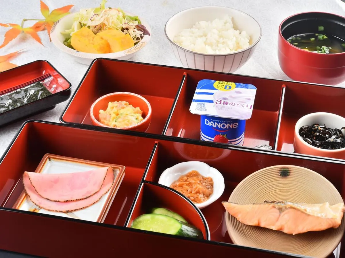 Breakfast in Alpine Route Hotel