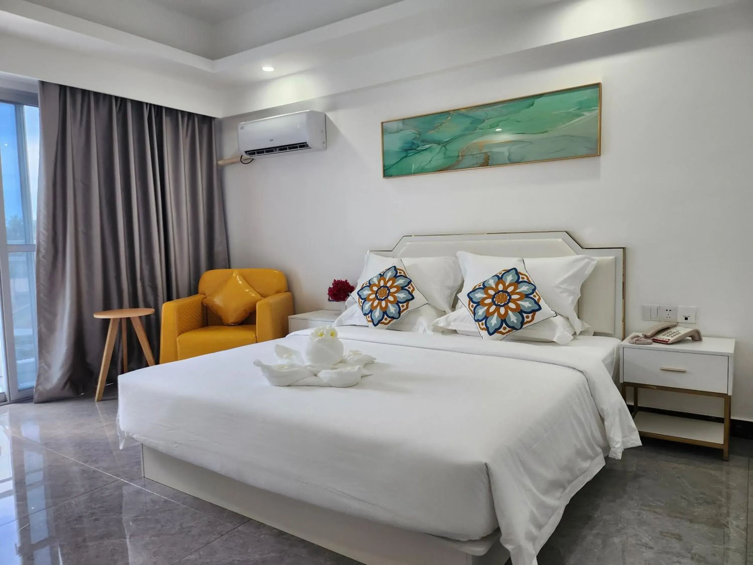 Bed in Bohol Dolphin Bay Resort Bed in Bohol Dolphin Bay Resort