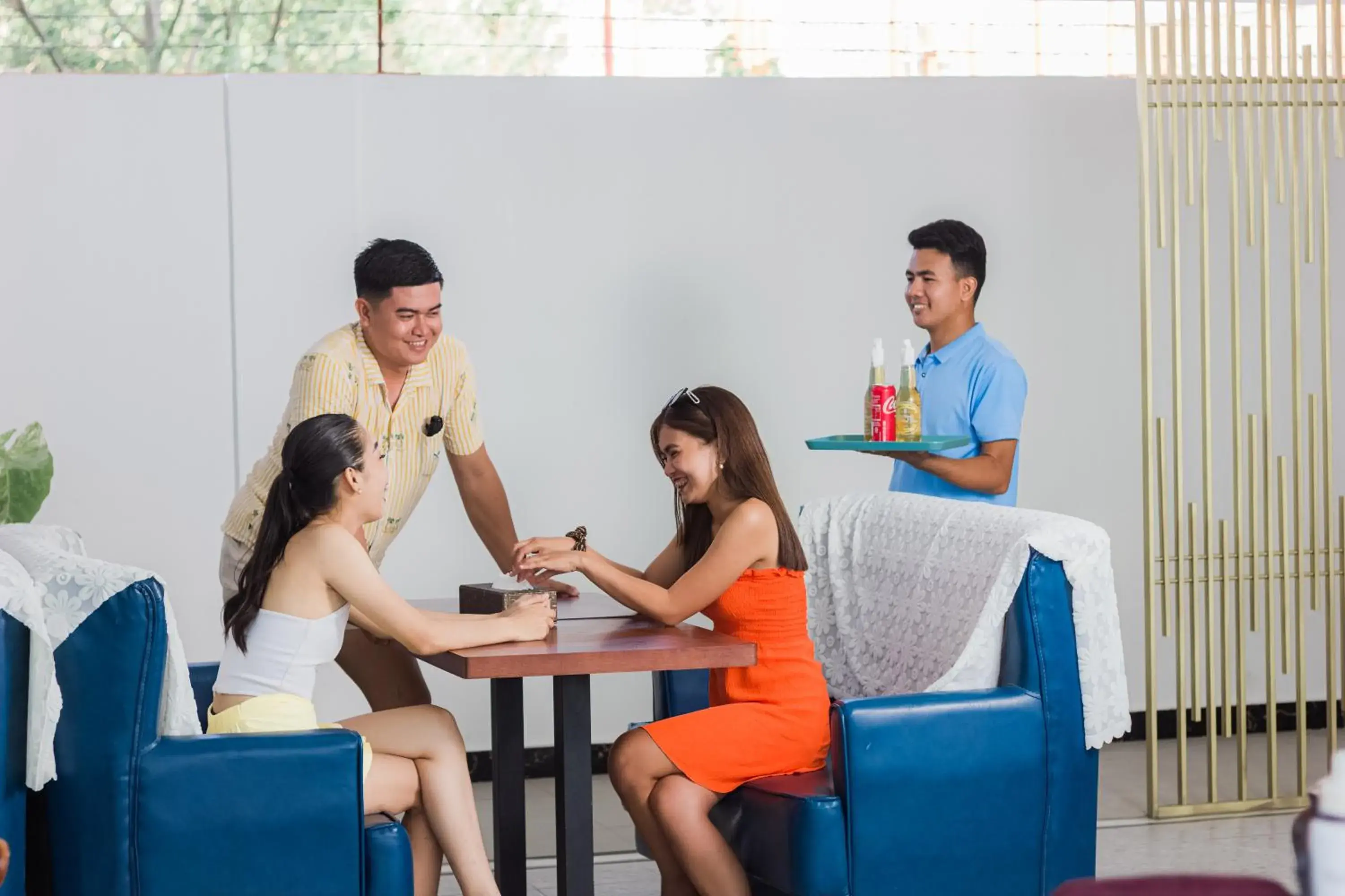 Restaurant/places to eat in Bohol Dolphin Bay Resort Restaurant/places to eat in Bohol Dolphin Bay Resort