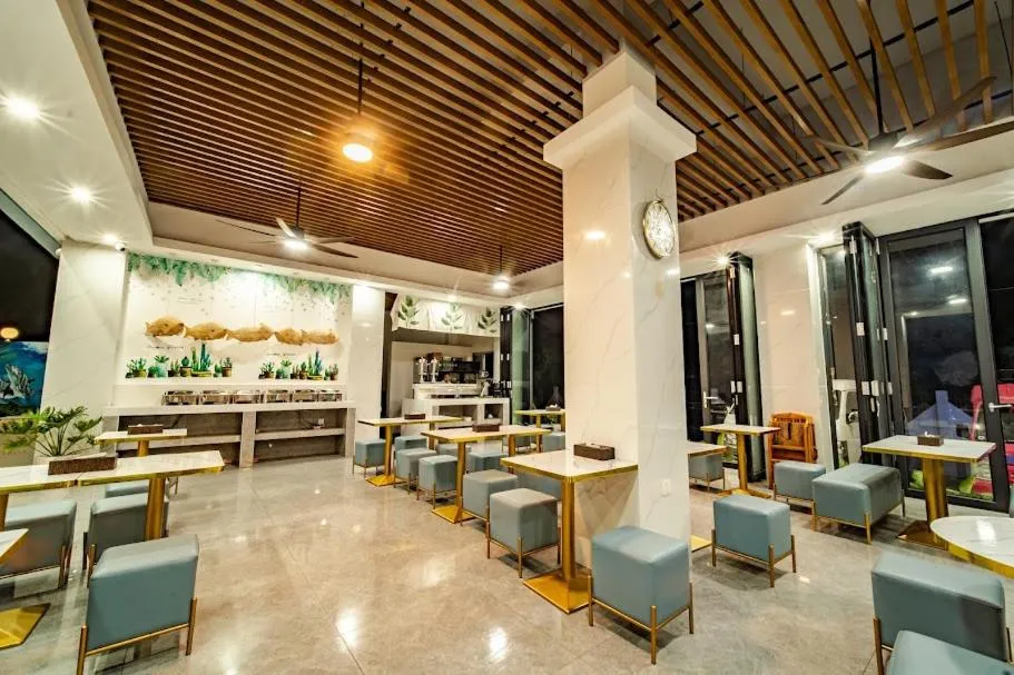 Restaurant/places to eat in Bohol Dolphin Bay Resort