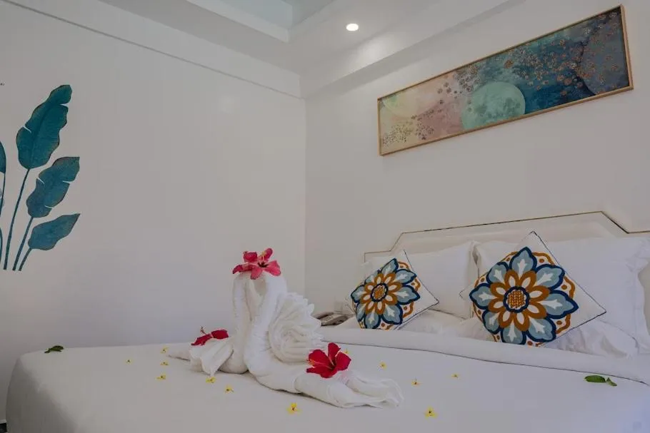 Bed in Bohol Dolphin Bay Resort