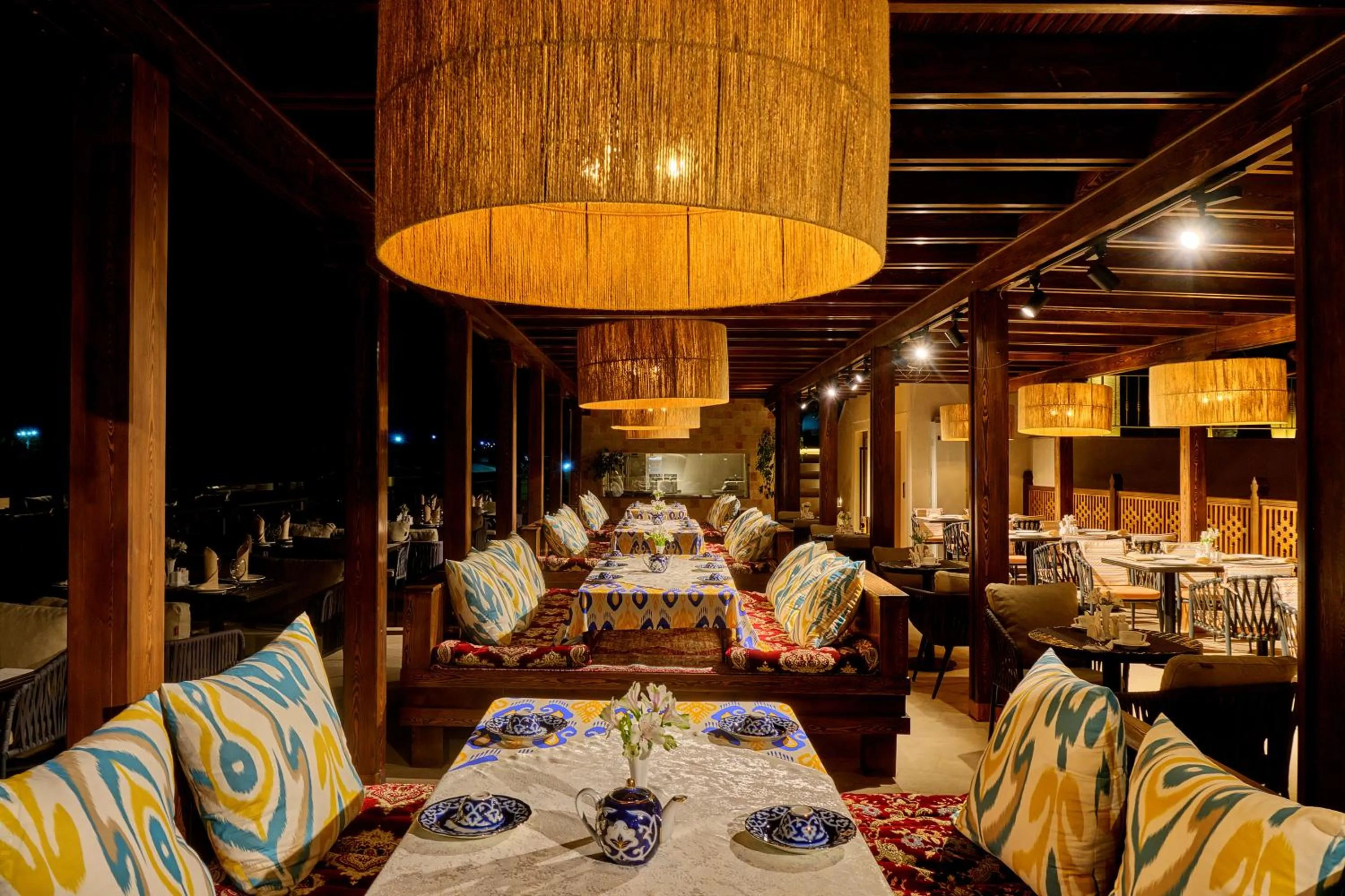Restaurant/places to eat in Kosh Havuz boutique hotel