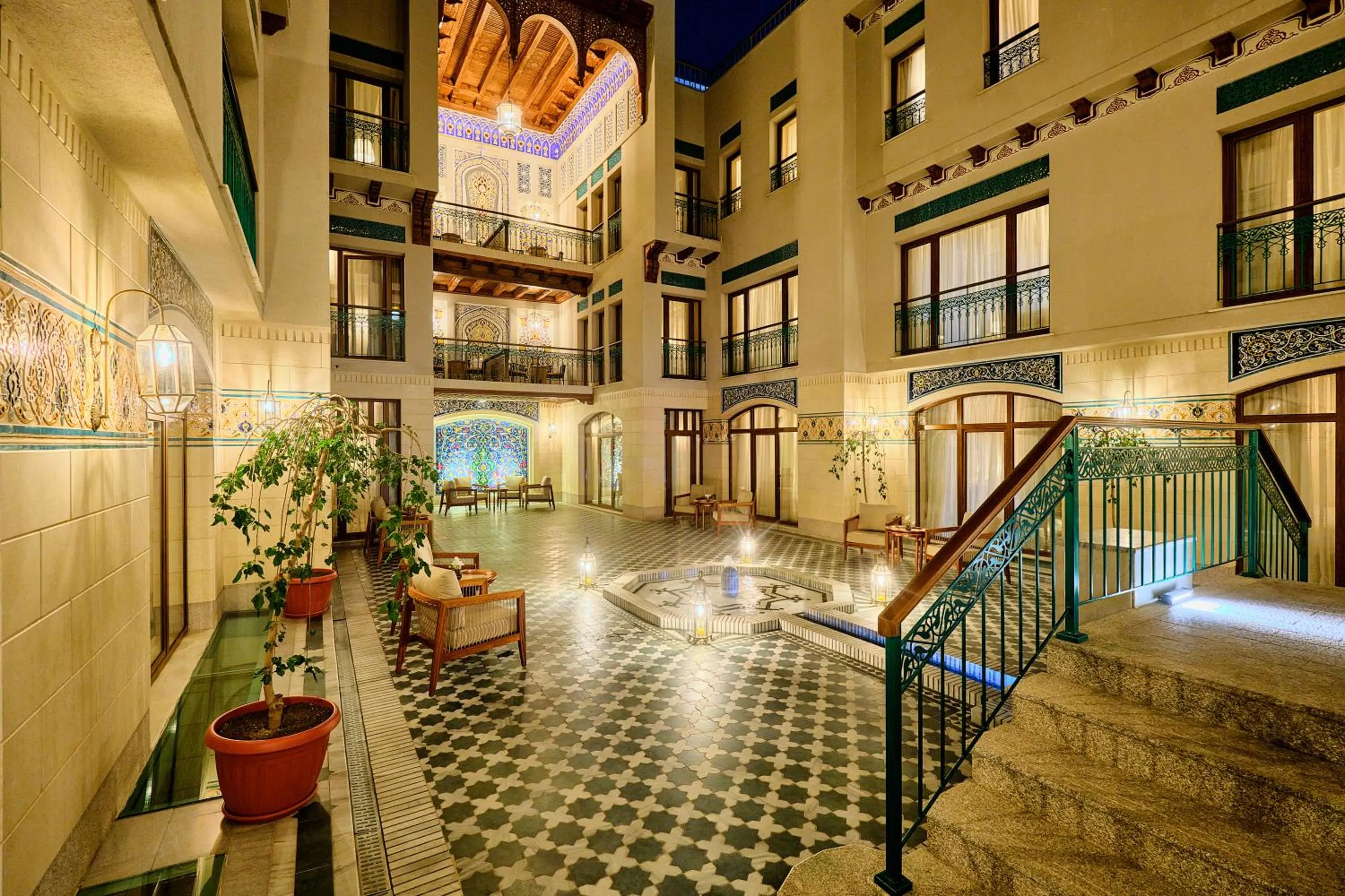 Inner courtyard view in Kosh Havuz boutique hotel