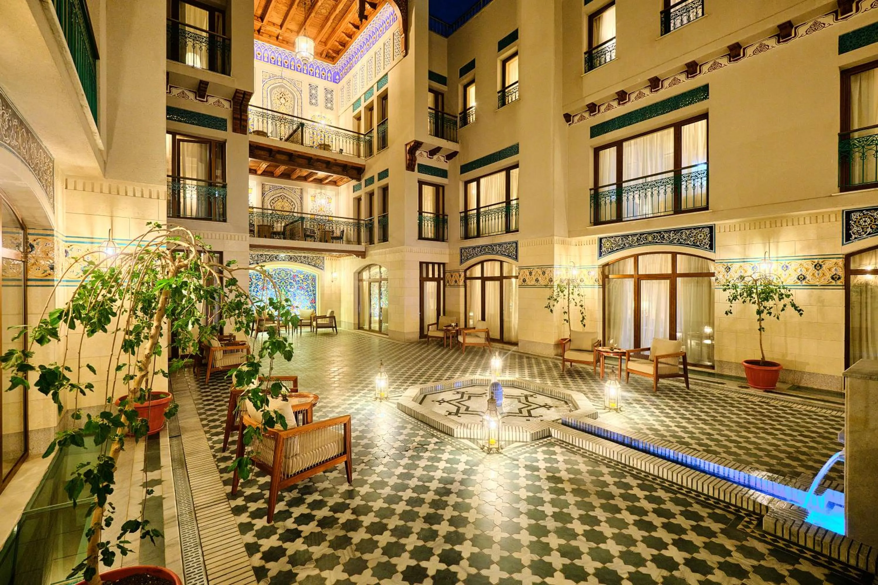 Inner courtyard view in Kosh Havuz boutique hotel