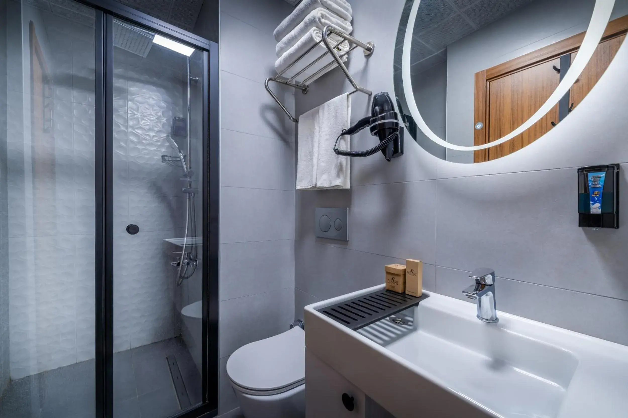 Bathroom in Elite Hotels Istanbul Airport Bathroom in Elite Hotels Istanbul Airport